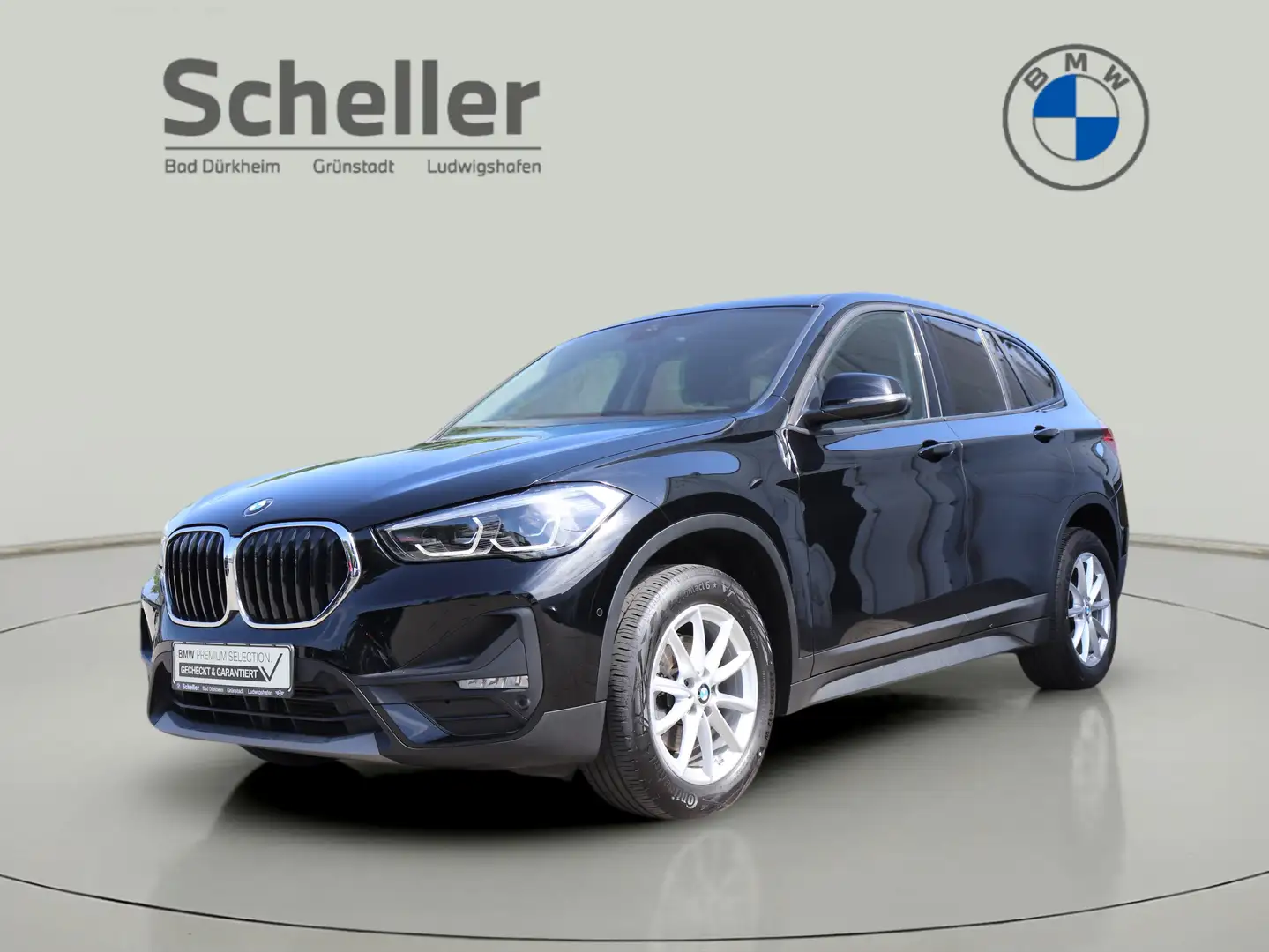 BMW X1 sDrive18d Advantage DAB LED Navi Tempomat Schwarz - 1