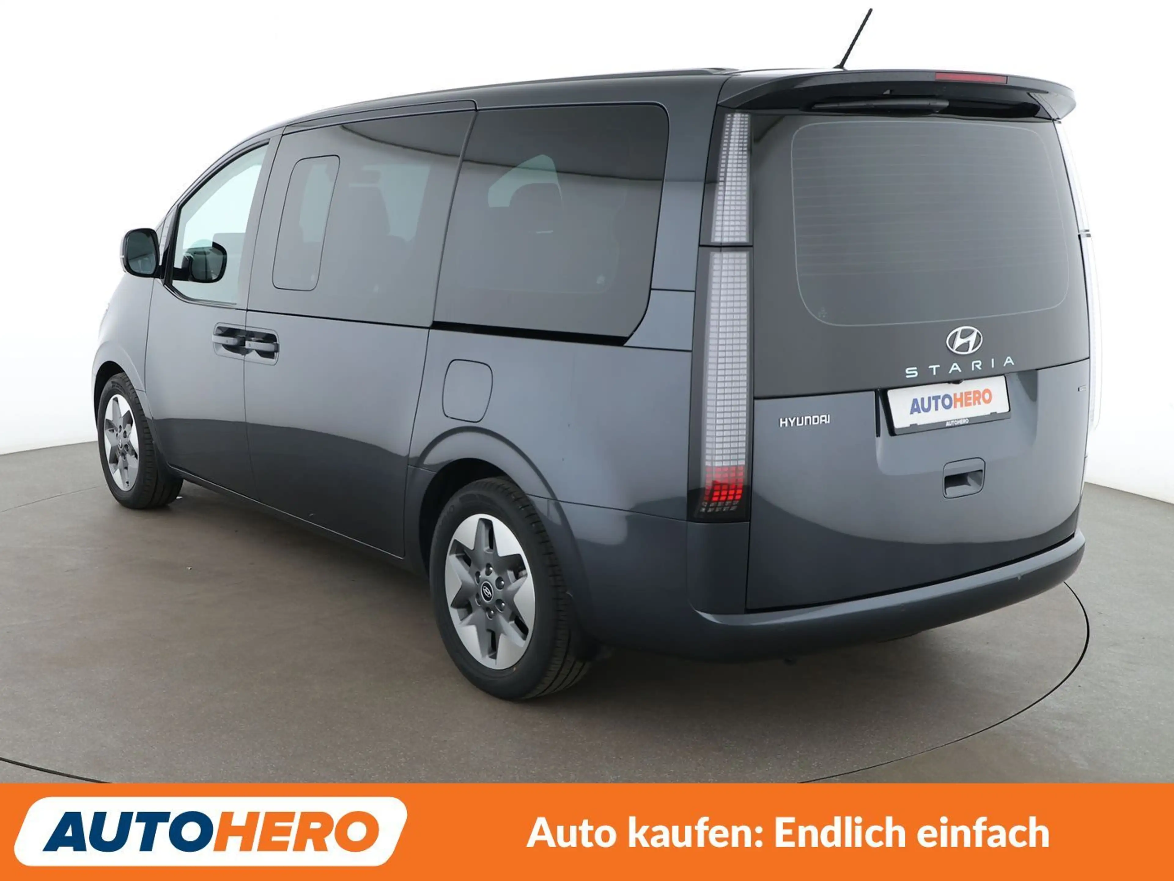 Hyundai STARIA 2.2 CRDi Prime 4WD Aut.*NAVI*VC*ACC*360CAM*PDC* — photo 4