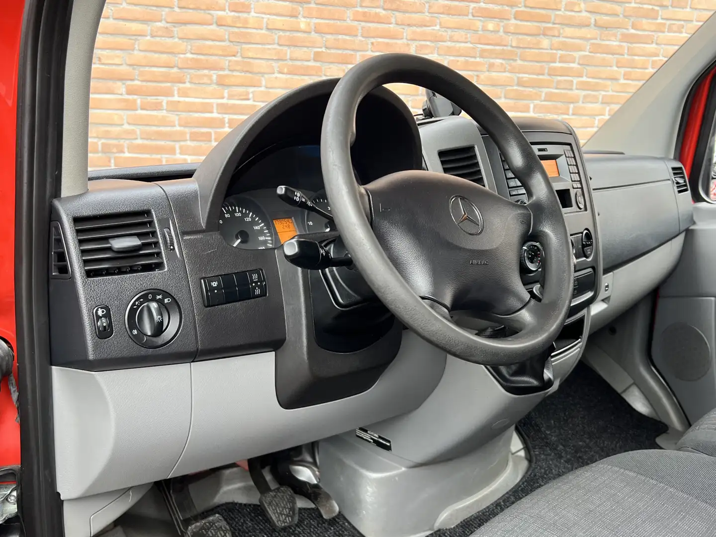 Mercedes-Benz Sprinter 316CDI 164PK L2H2 / 3.500KG Trekhaak / Euro6 Červená - 2