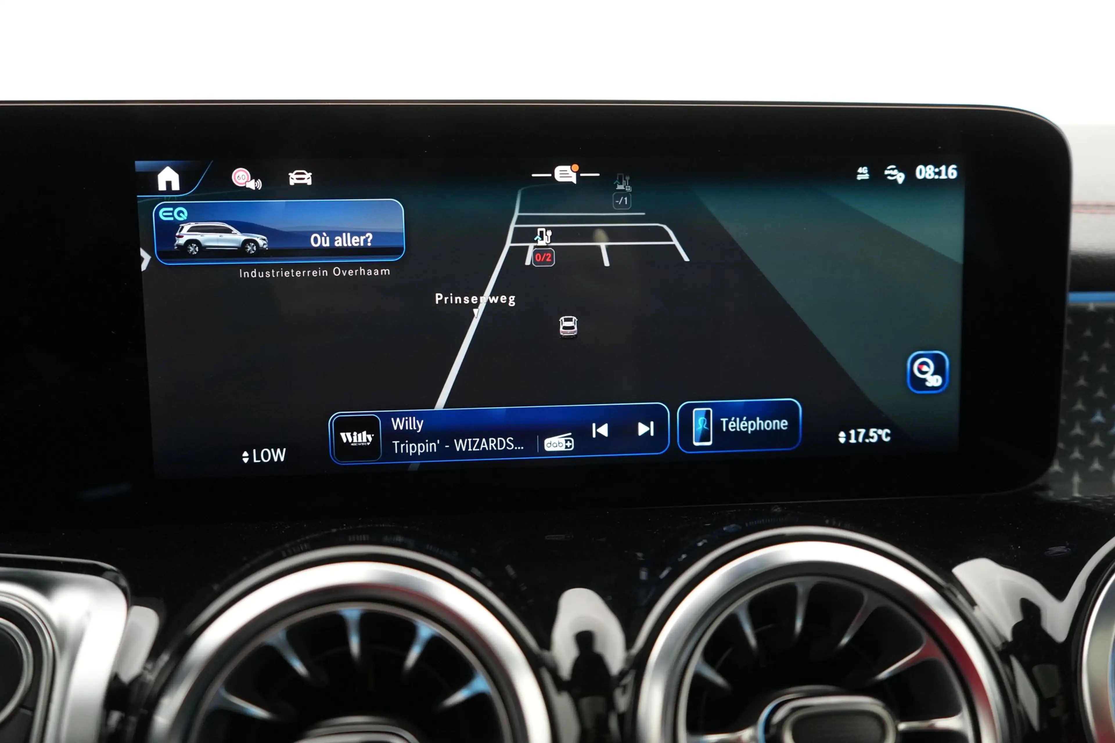 Mercedes-Benz EQB 250 250+ Star Ed. Premium LEDER/ALCANTARA LED GPS PDC — photo 15