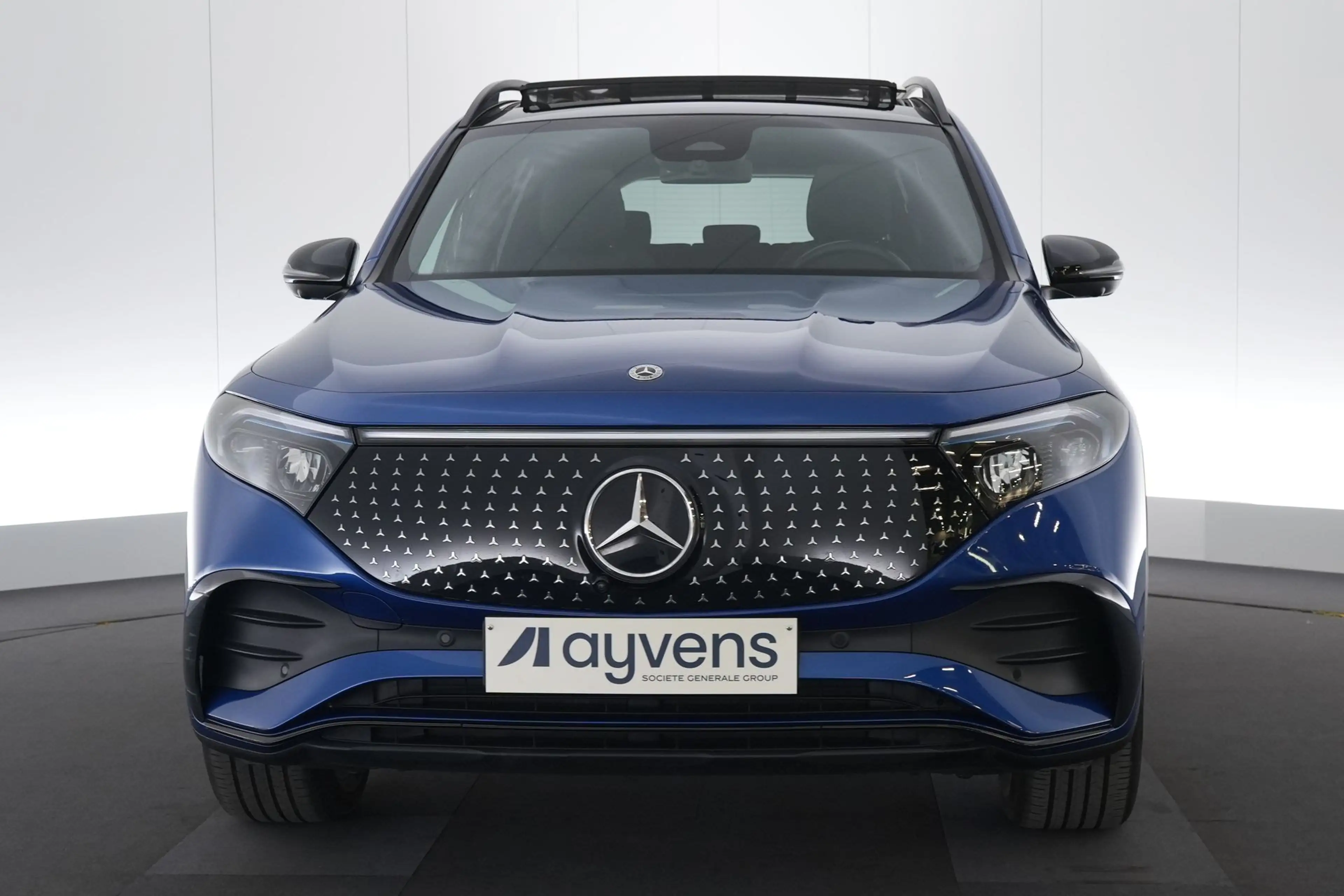 Mercedes-Benz EQB 250 250+ Star Ed. Premium LEDER/ALCANTARA LED GPS PDC — photo 2
