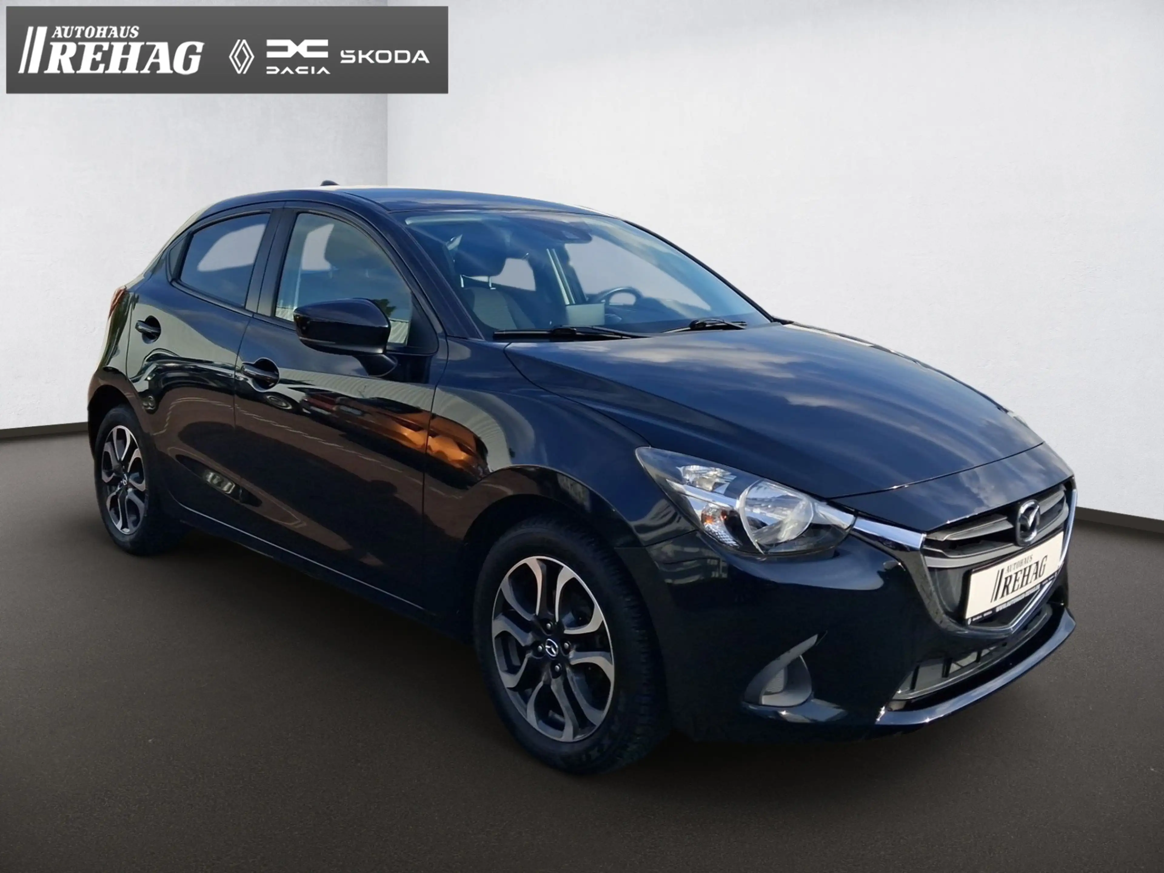 Mazda 2 1,5 SKYACTIV-G 75 *NAVI*KLIMA*PDC* — photo 14