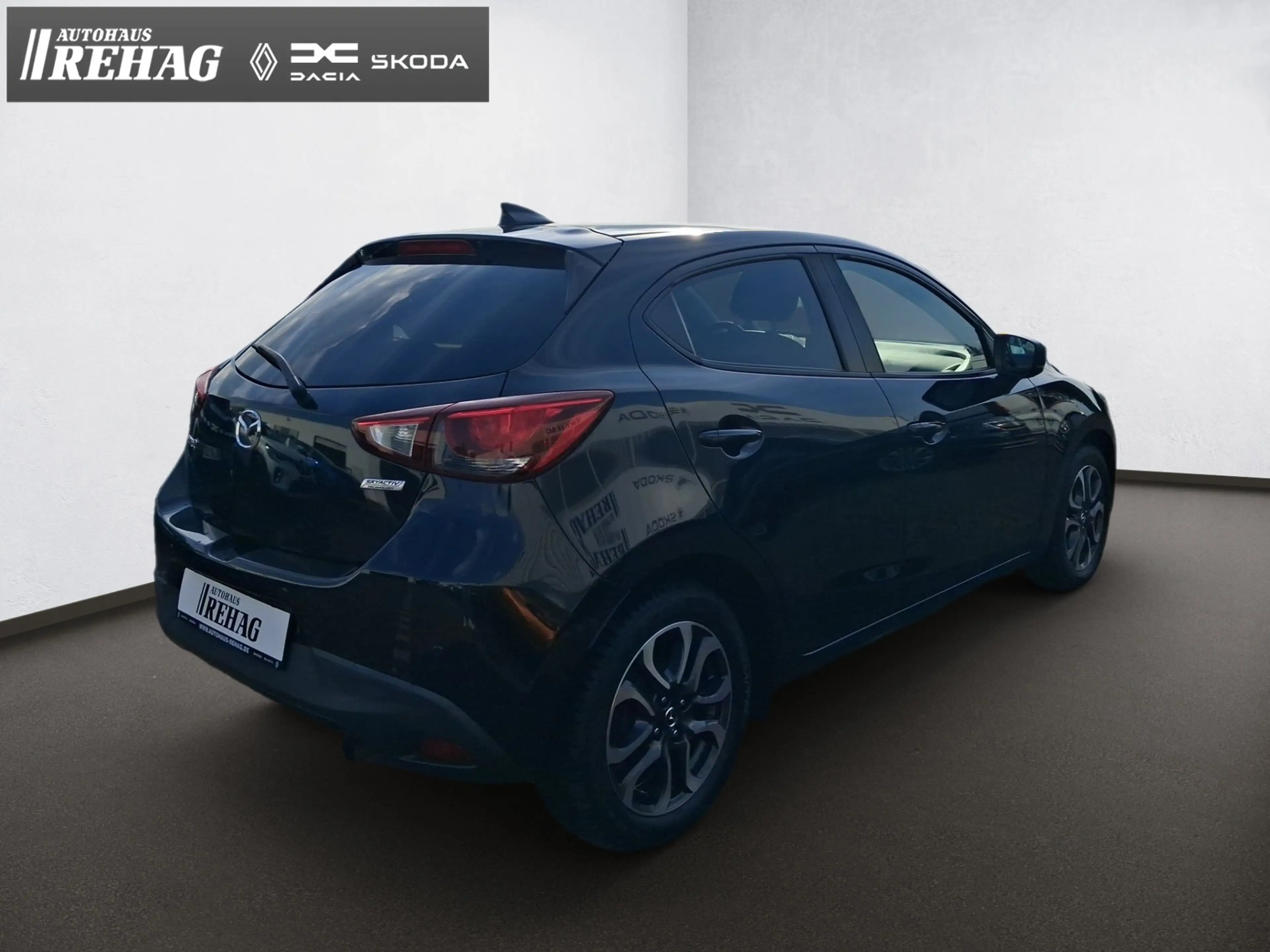 Mazda 2 1,5 SKYACTIV-G 75 *NAVI*KLIMA*PDC* — photo 12