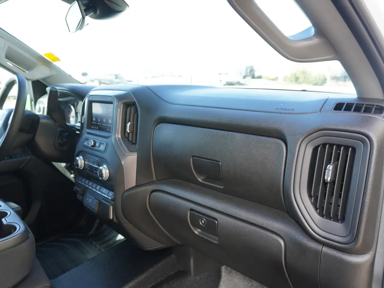 GMC Sierra 3500HD снимка GMC Sierra 3500HD
