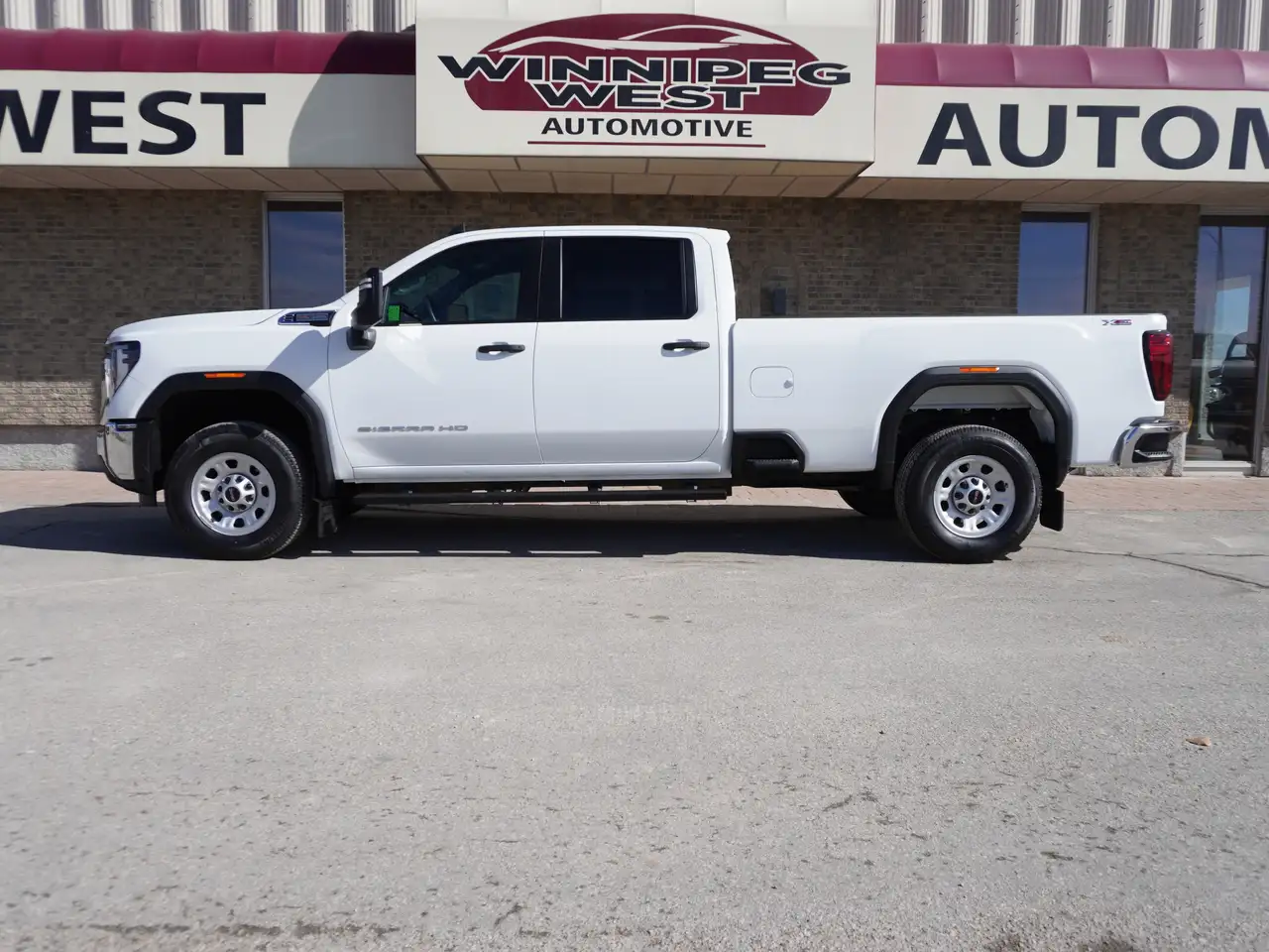 GMC Sierra 3500HD снимка GMC Sierra 3500HD