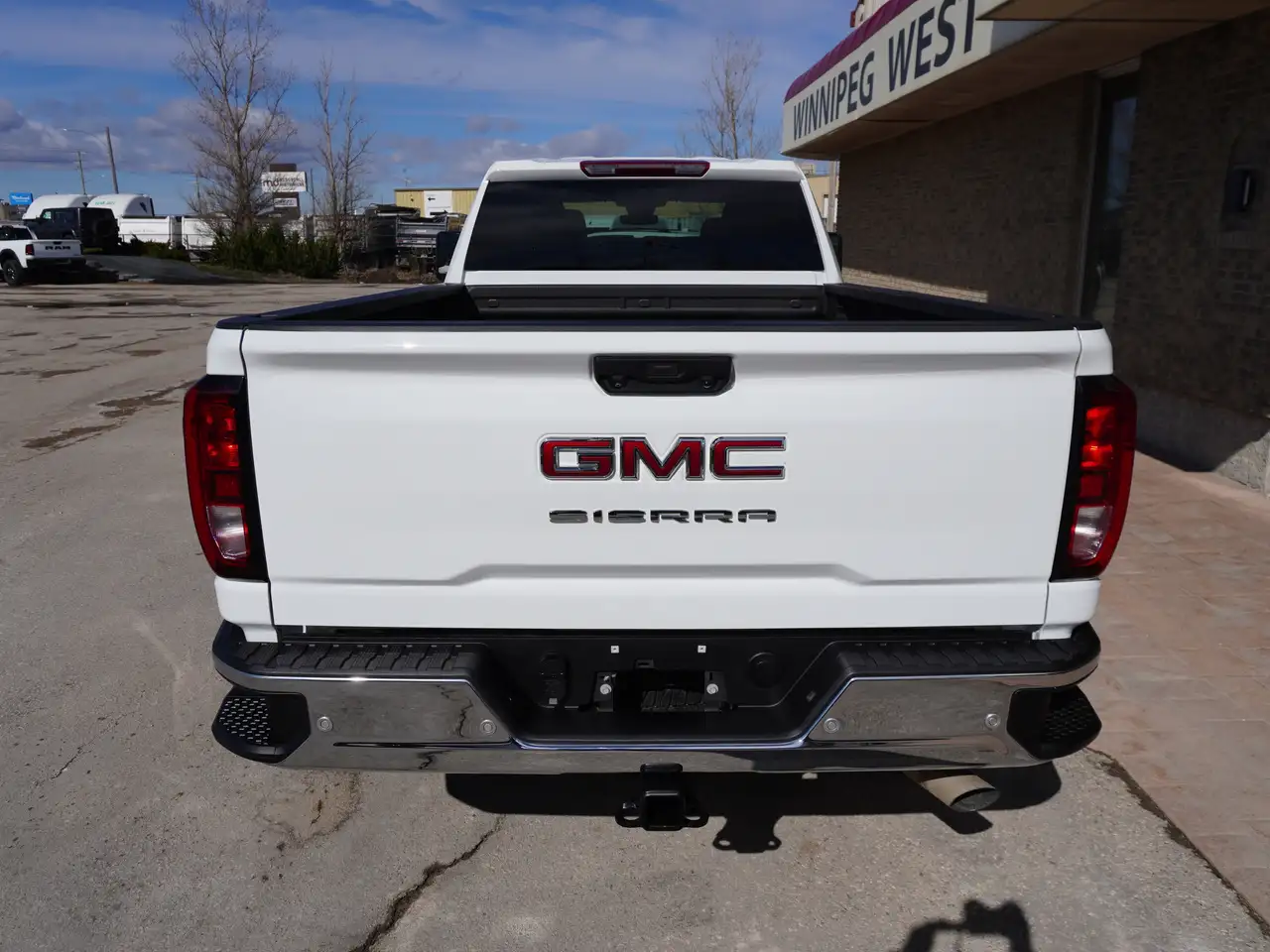 GMC Sierra 3500HD снимка GMC Sierra 3500HD