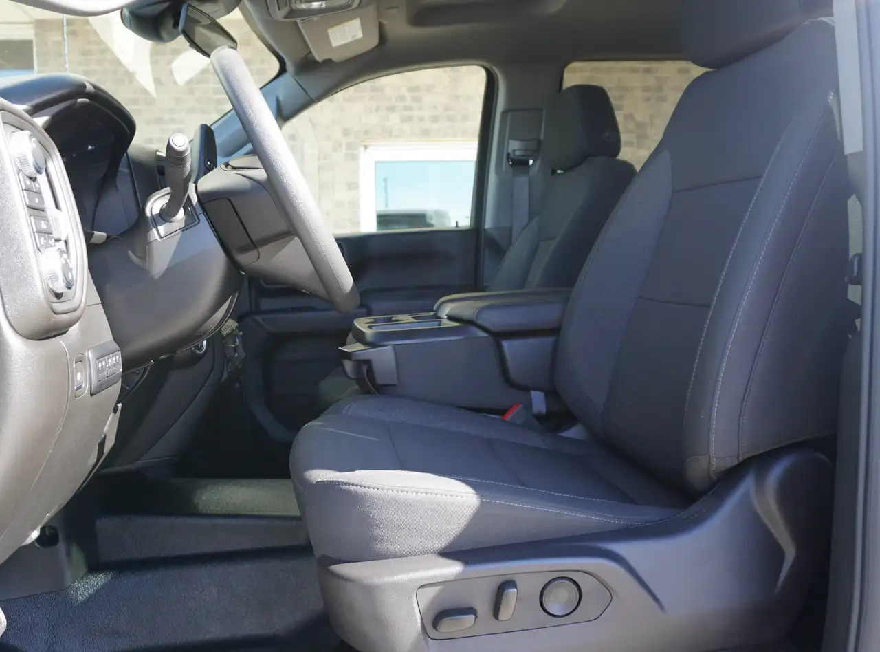 GMC Sierra 3500HD снимка GMC Sierra 3500HD