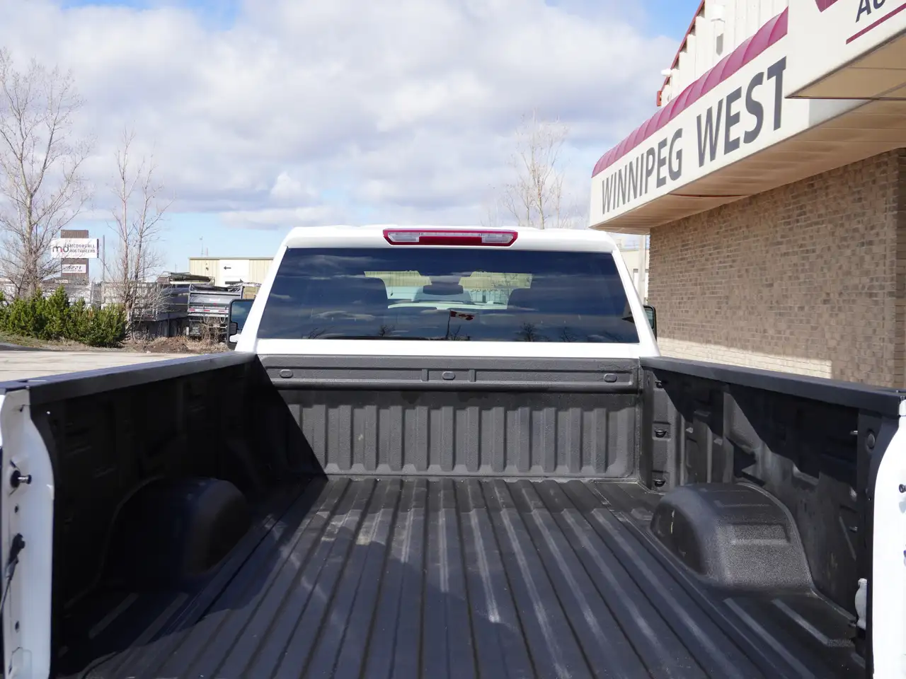 GMC Sierra 3500HD снимка GMC Sierra 3500HD