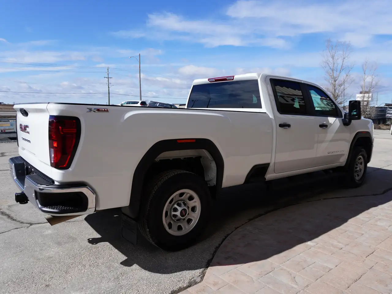 GMC Sierra 3500HD снимка GMC Sierra 3500HD