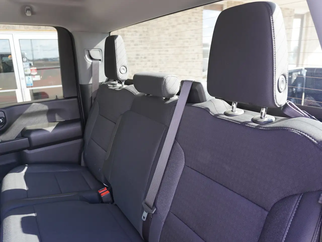 GMC Sierra 3500HD снимка GMC Sierra 3500HD