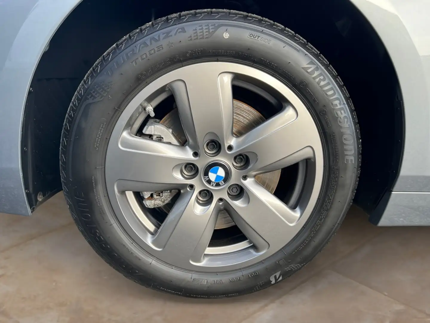 BMW 118 i Advantage + 2Jahre-BPS.-GARANTIE Grau - 2