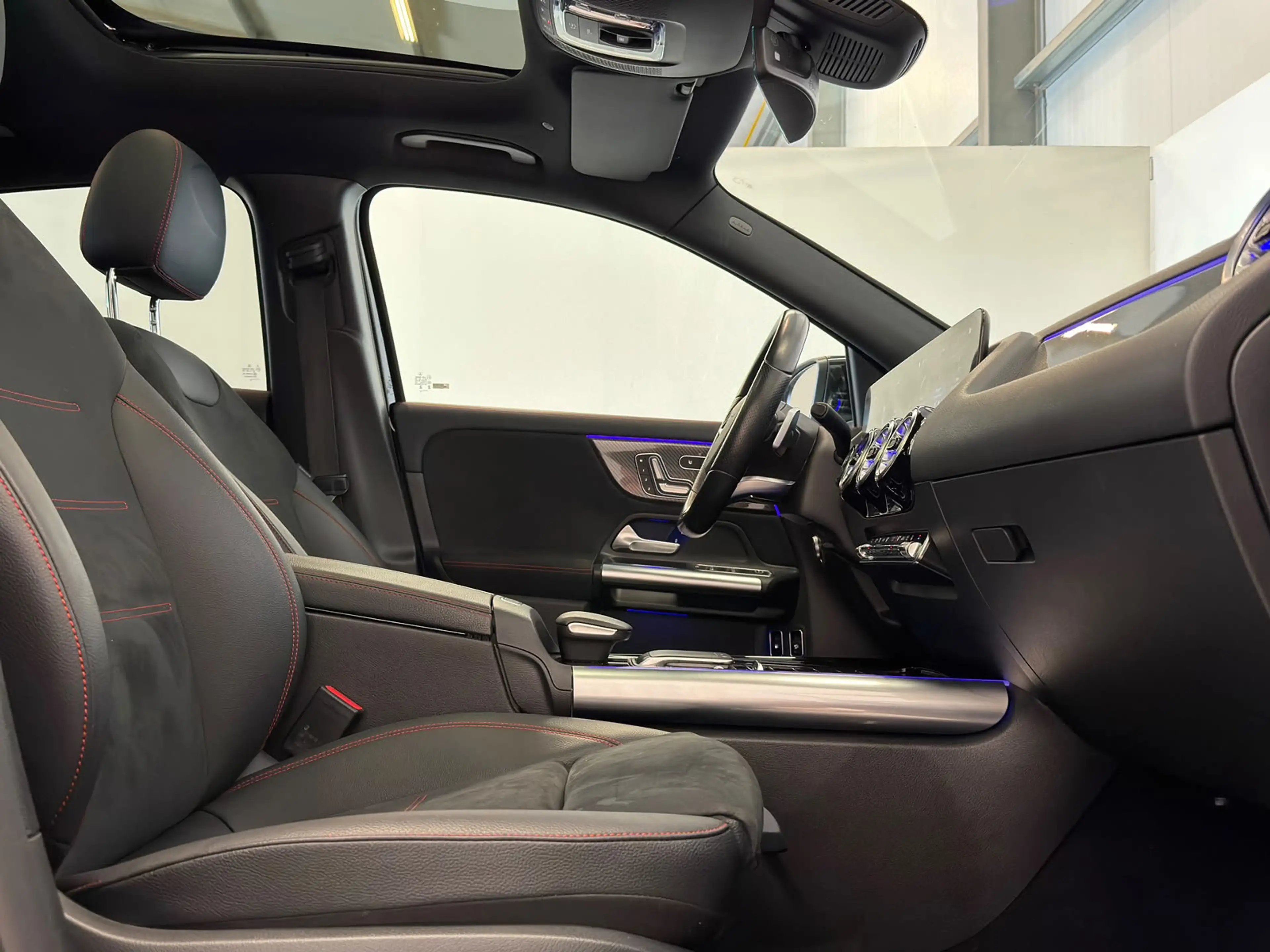 Mercedes-Benz GLA 250 e AMG / Pano / Memory / BTW — photo 7