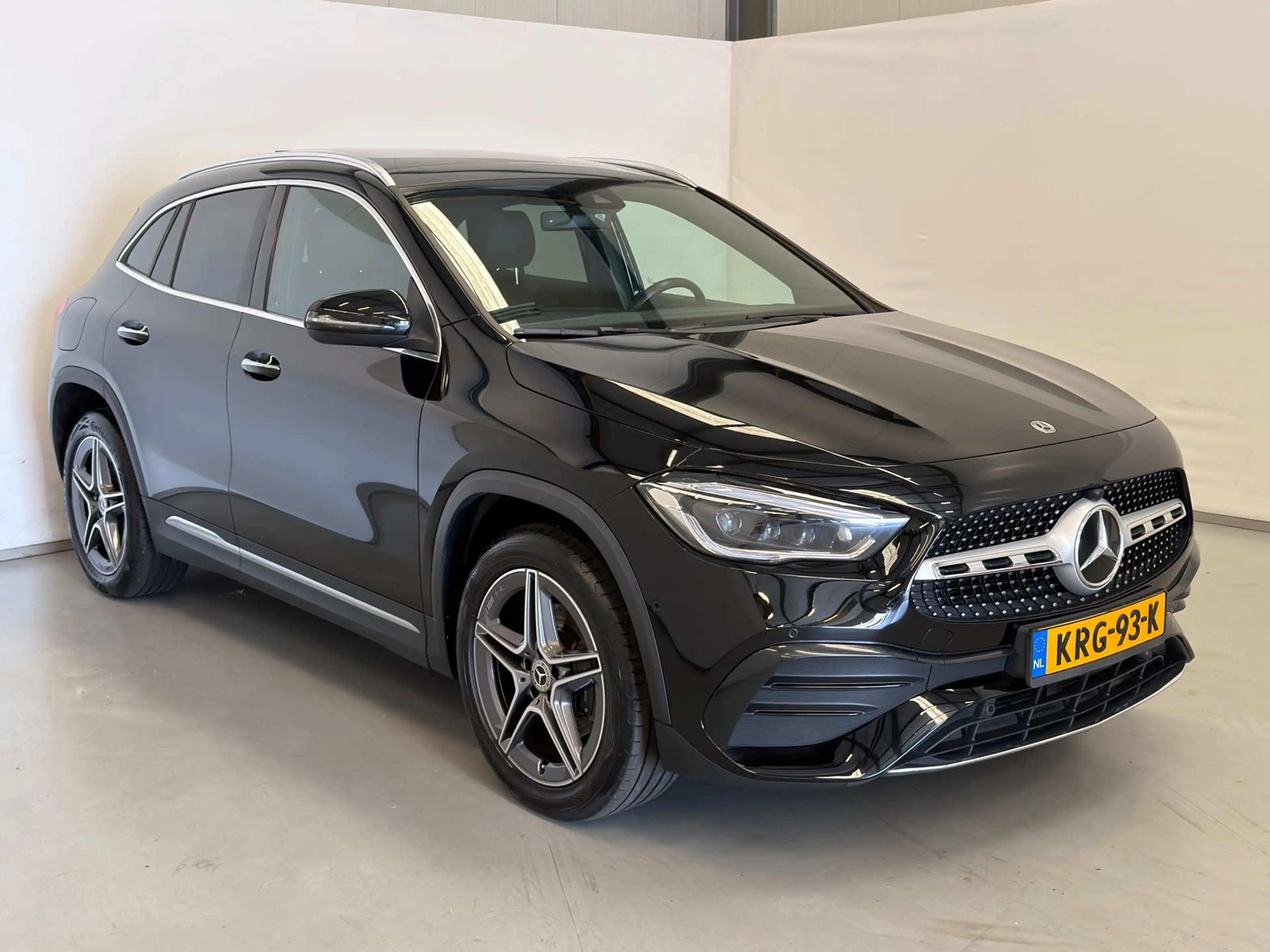 Mercedes-Benz GLA 250 e AMG / Pano / Memory / BTW — photo 2