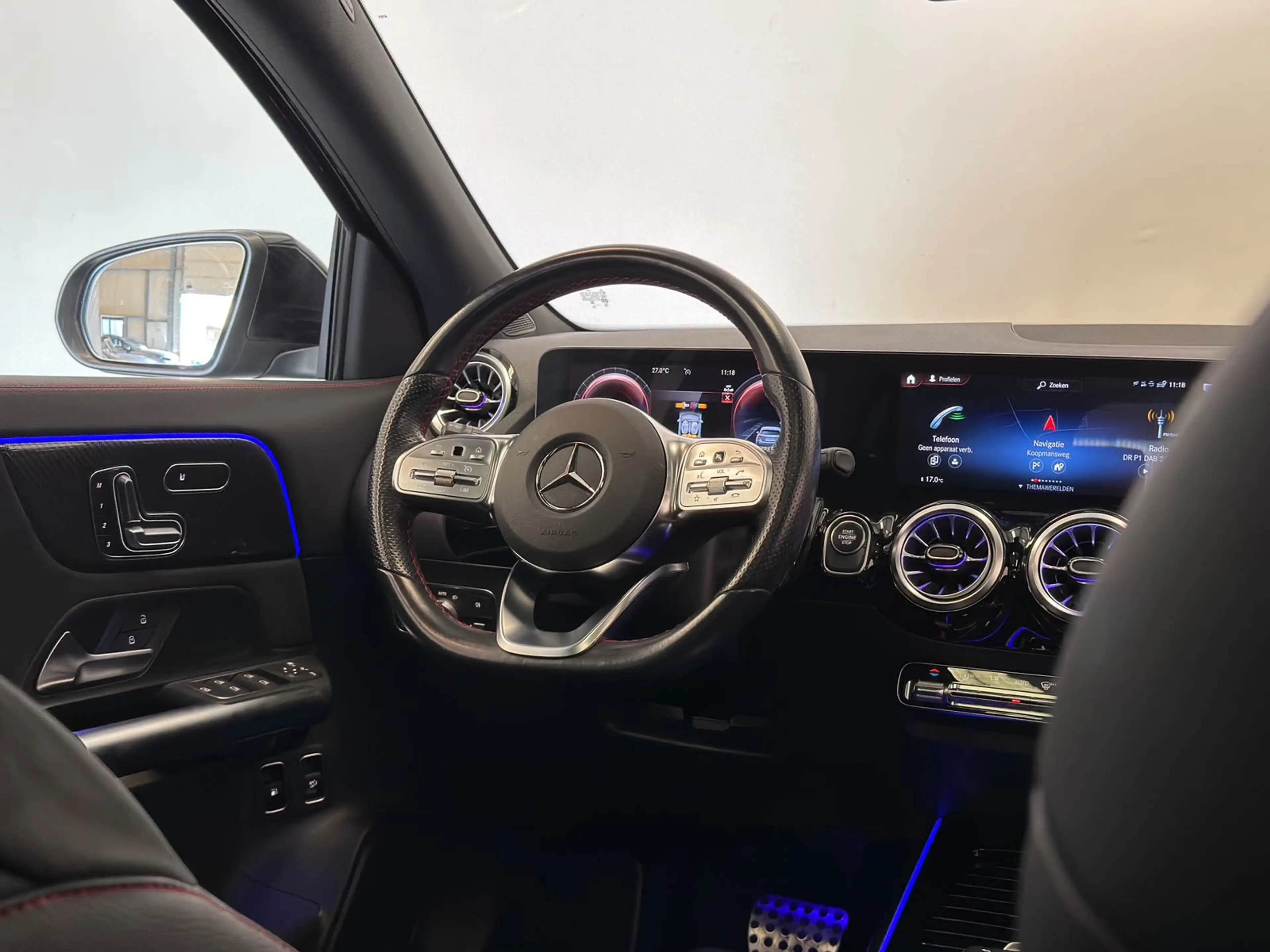 Mercedes-Benz GLA 250 e AMG / Pano / Memory / BTW — photo 9