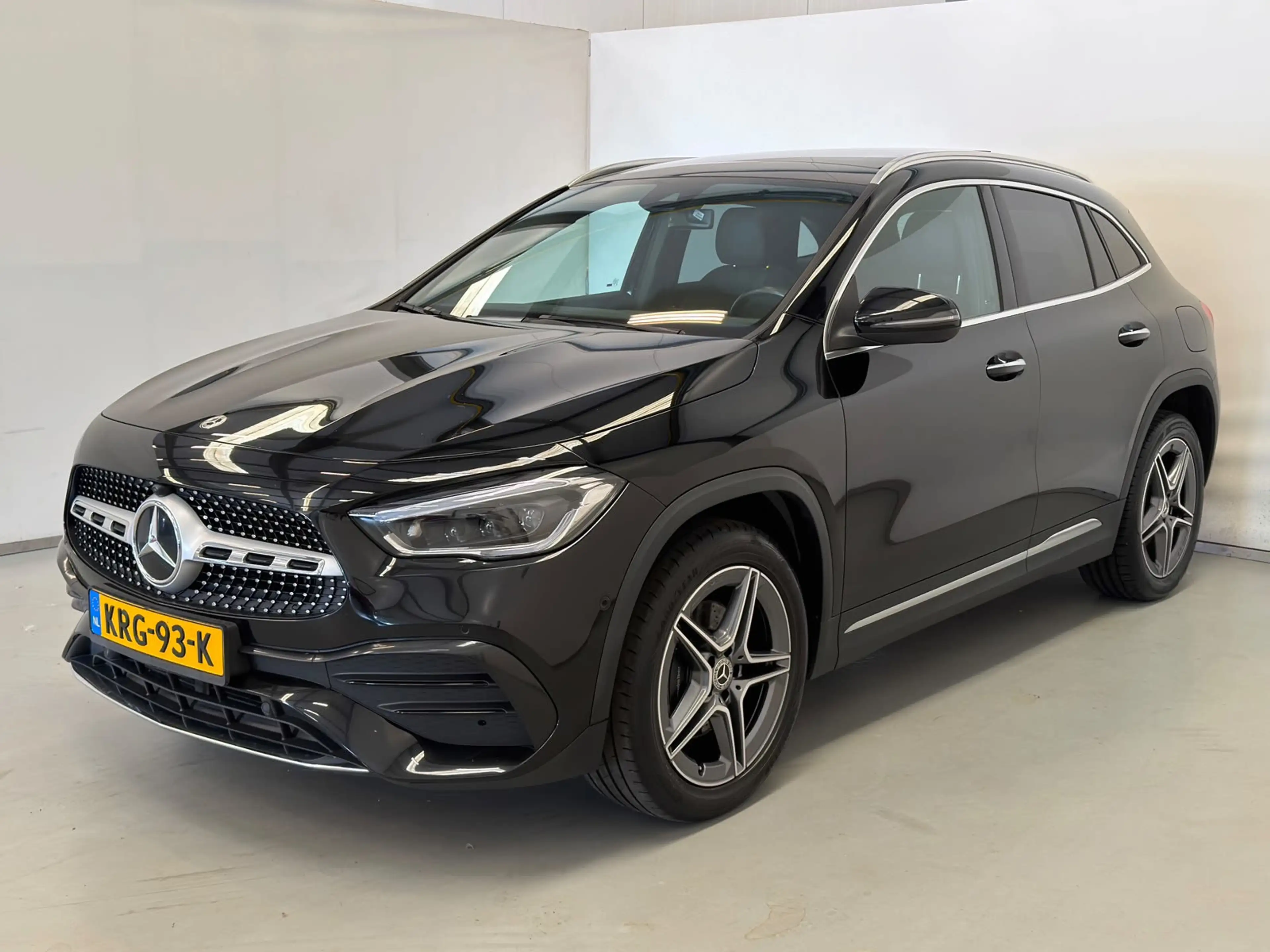 Mercedes-Benz GLA 250 e AMG / Pano / Memory / BTW — photo 3
