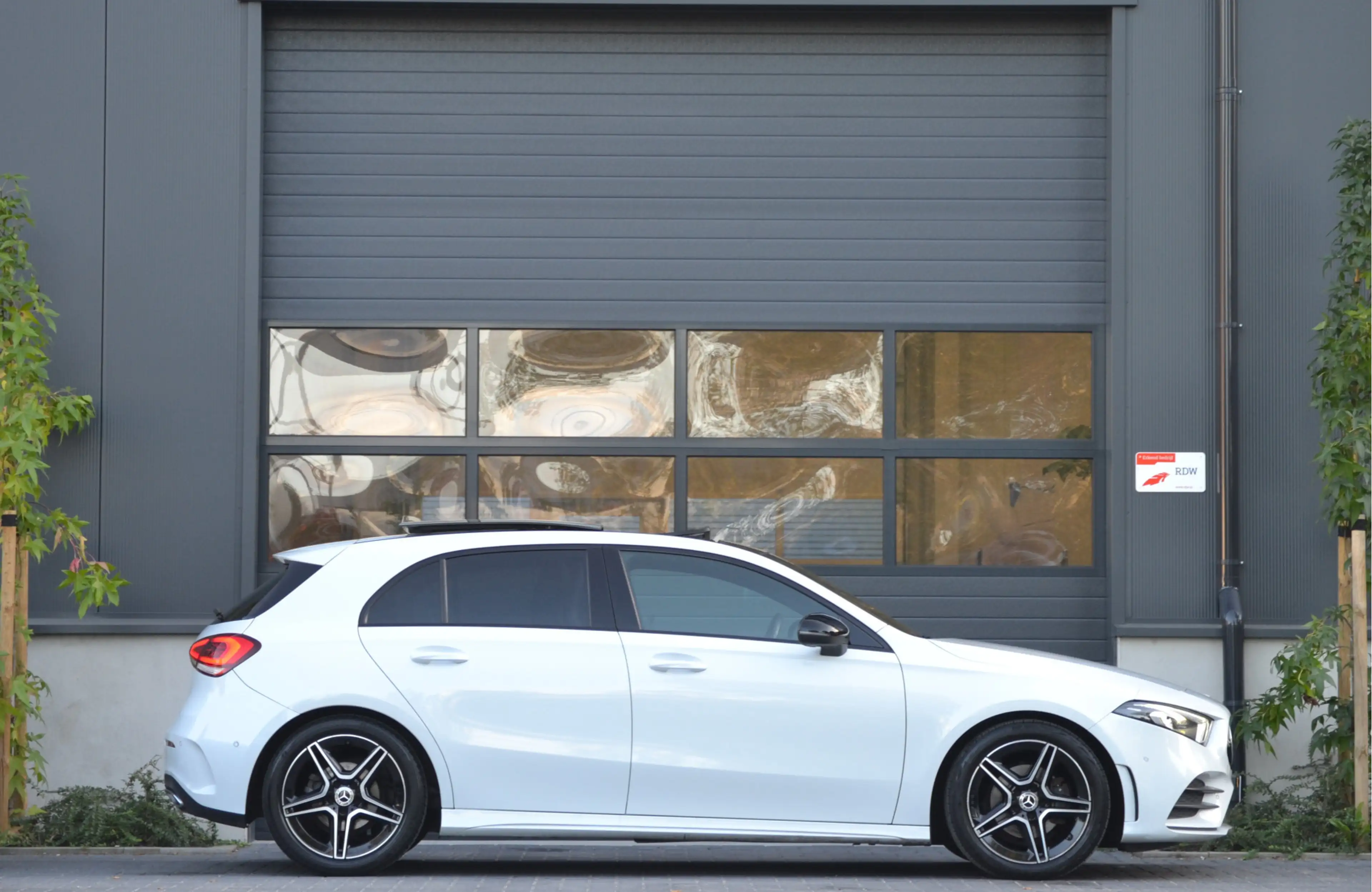 Mercedes-Benz A 180 Business Solution AMG Night Upgrade NAP | Pano | C — photo 10