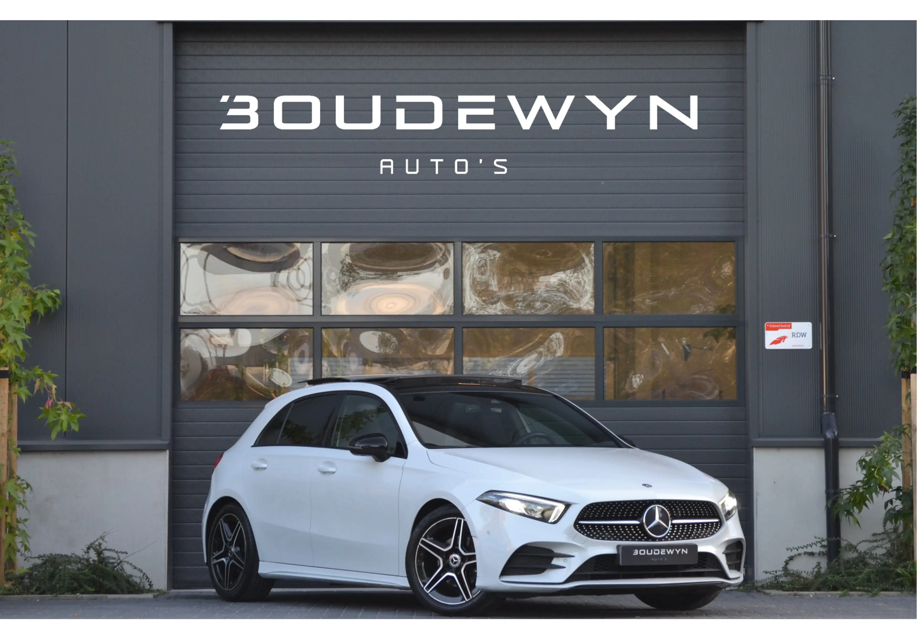 Mercedes-Benz A 180 Business Solution AMG Night Upgrade NAP | Pano | C