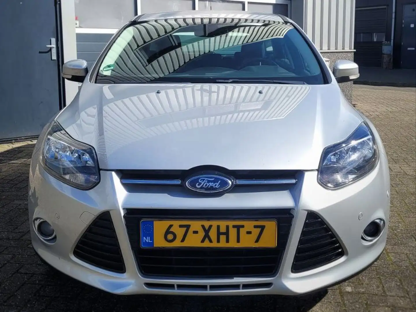 Ford Focus 1.0 EcoB. Lease Ti. Zilver - 2