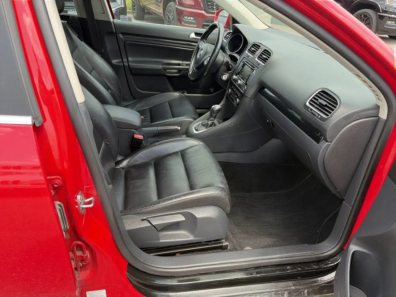 Volkswagen Jetta снимка Volkswagen Jetta