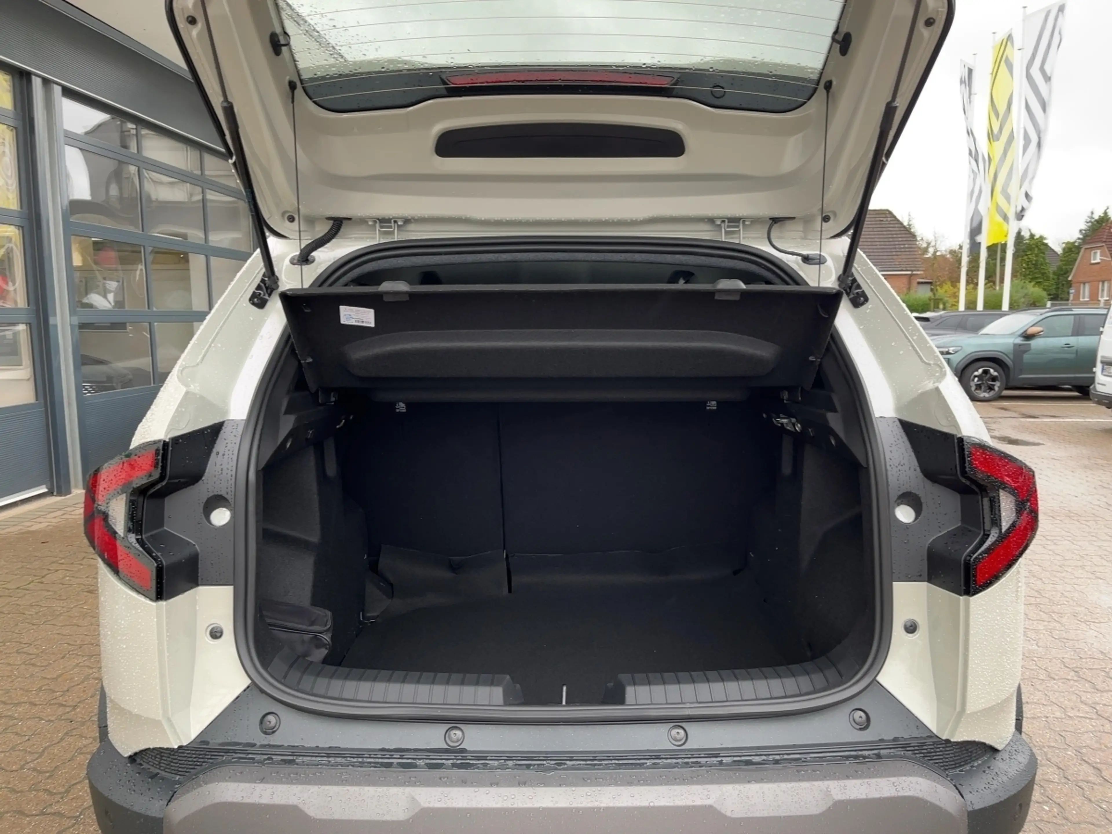Dacia Duster Extreme TCe 130 4x4+NAVI+KAMERA+SHZG+GJR+TEMPO — photo 13