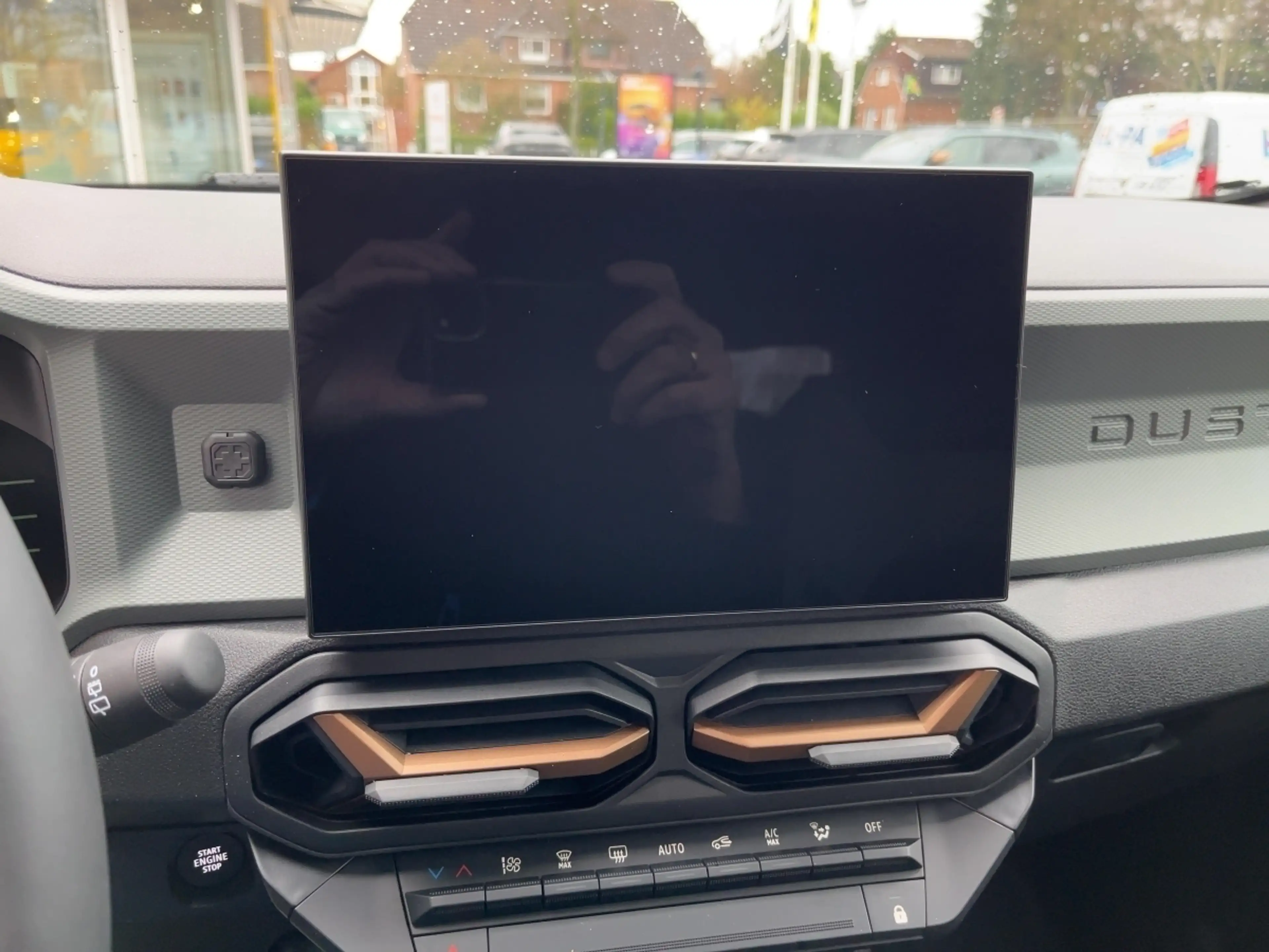 Dacia Duster Extreme TCe 130 4x4+NAVI+KAMERA+SHZG+GJR+TEMPO — photo 10