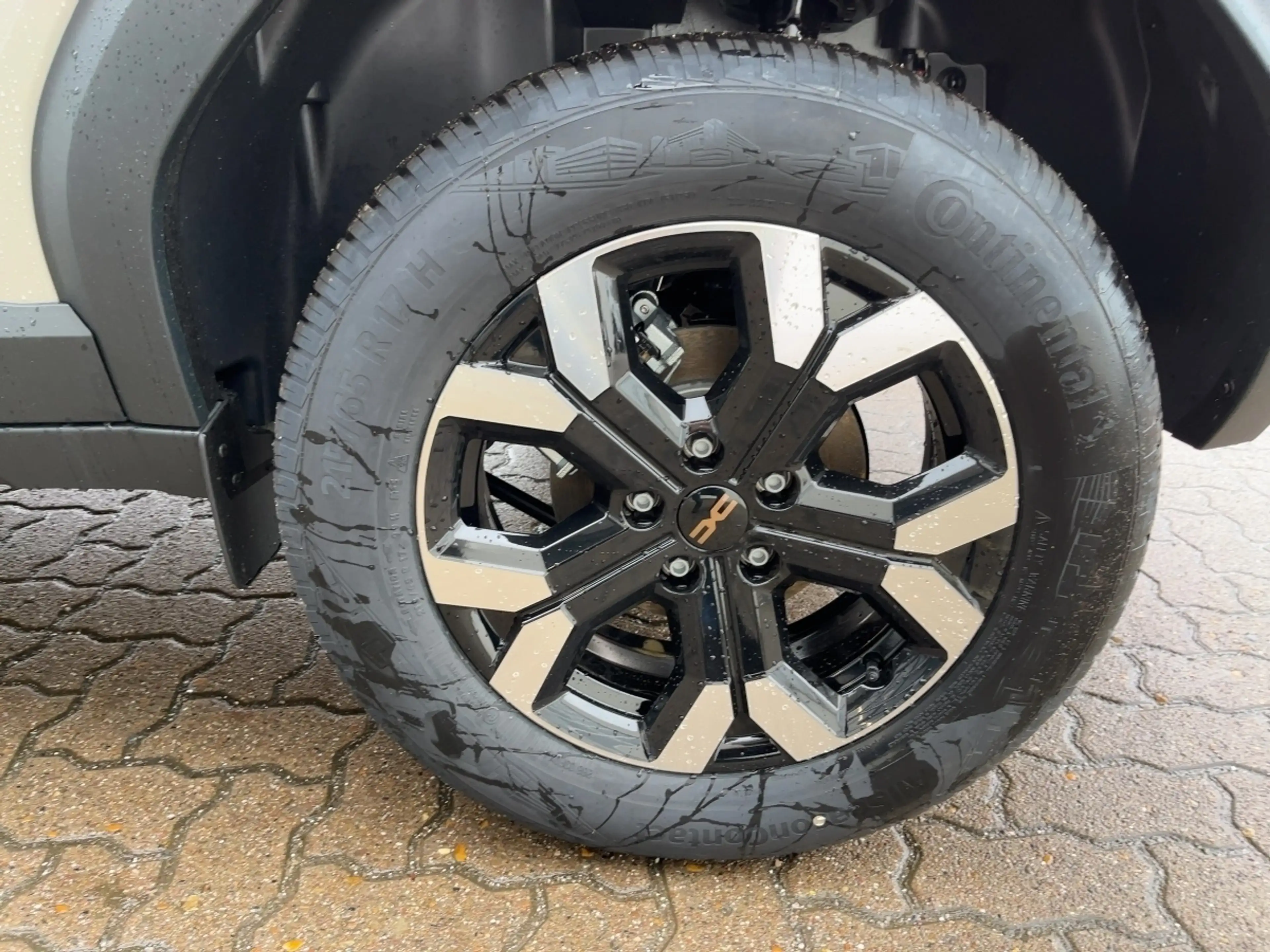 Dacia Duster Extreme TCe 130 4x4+NAVI+KAMERA+SHZG+GJR+TEMPO — photo 7