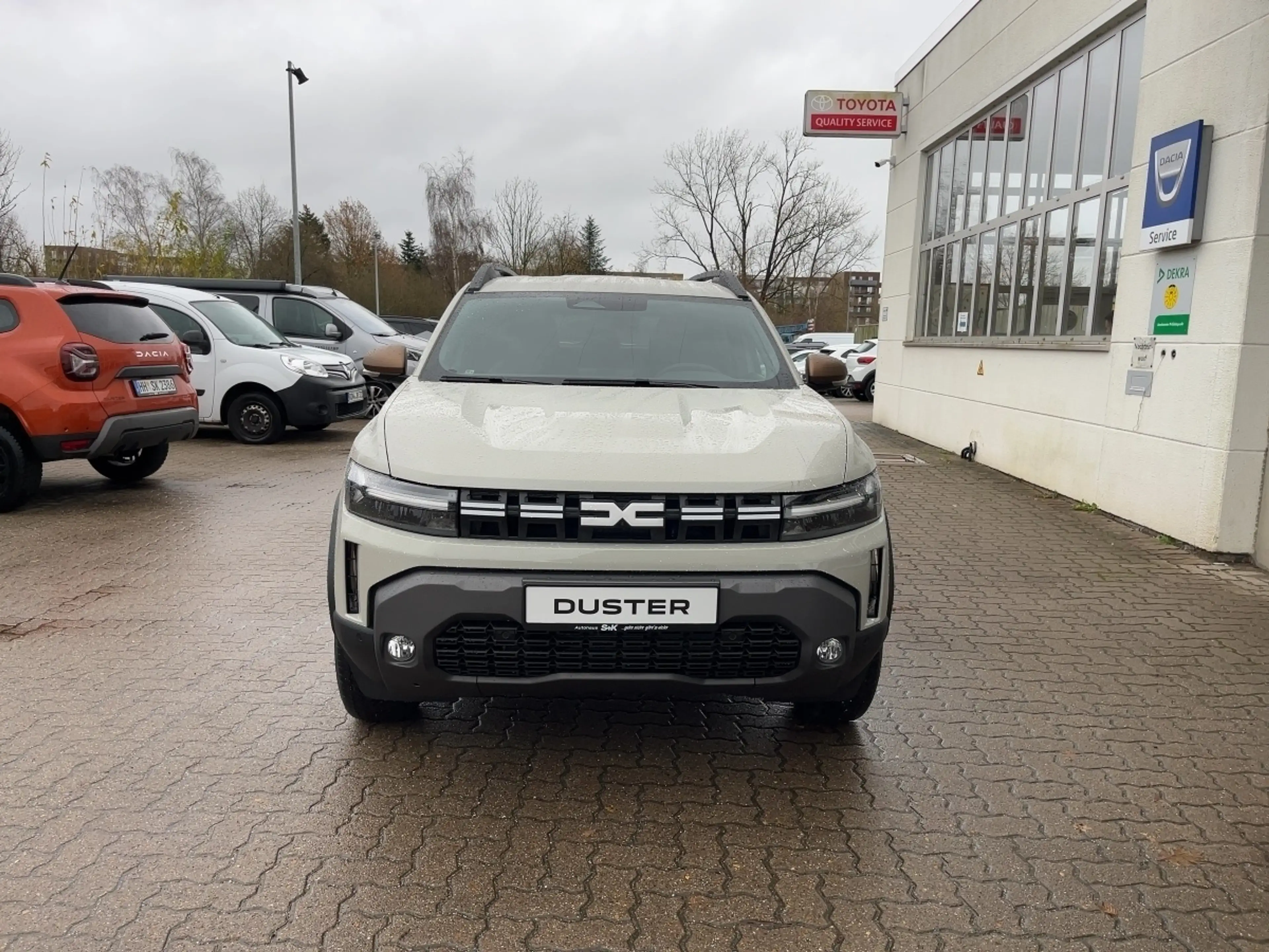 Dacia Duster Extreme TCe 130 4x4+NAVI+KAMERA+SHZG+GJR+TEMPO — photo 6