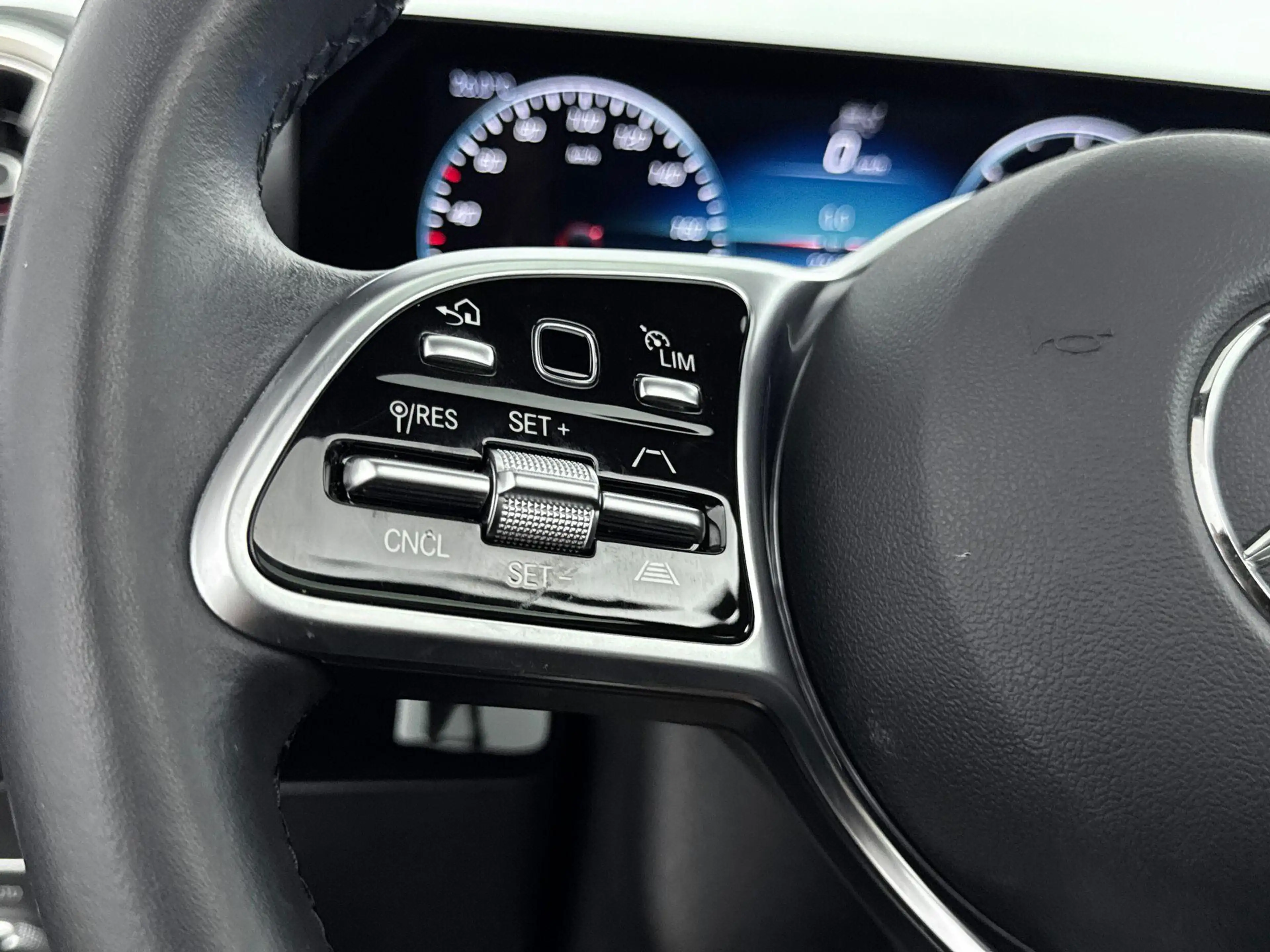 Mercedes-Benz EQA 250 Luxury Line 67 kWh | Panoramadak | 360 Camera — photo 14