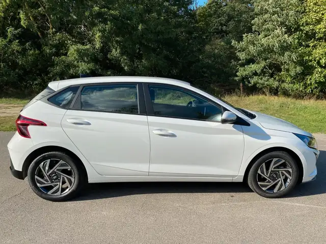 Hyundai I20 view 8