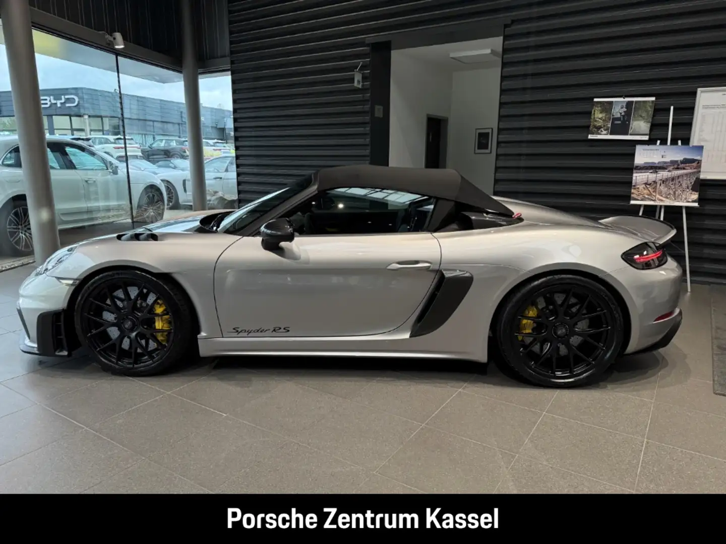 Porsche 718 Spyder RS Silber - 2