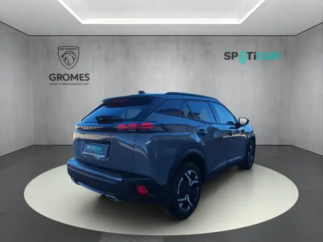 Peugeot 2008 view 3