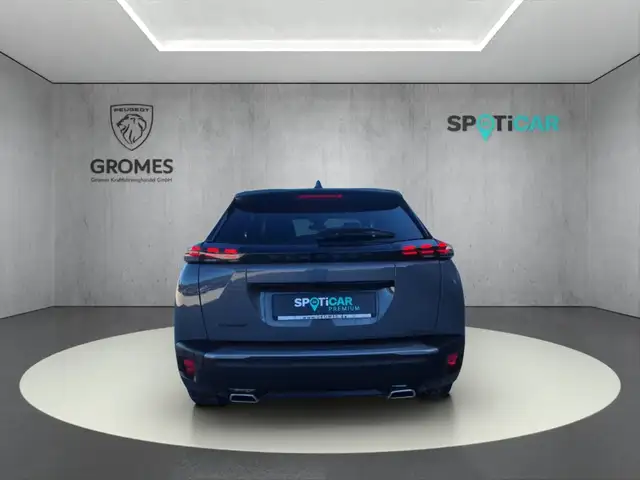 Peugeot 2008 view 4