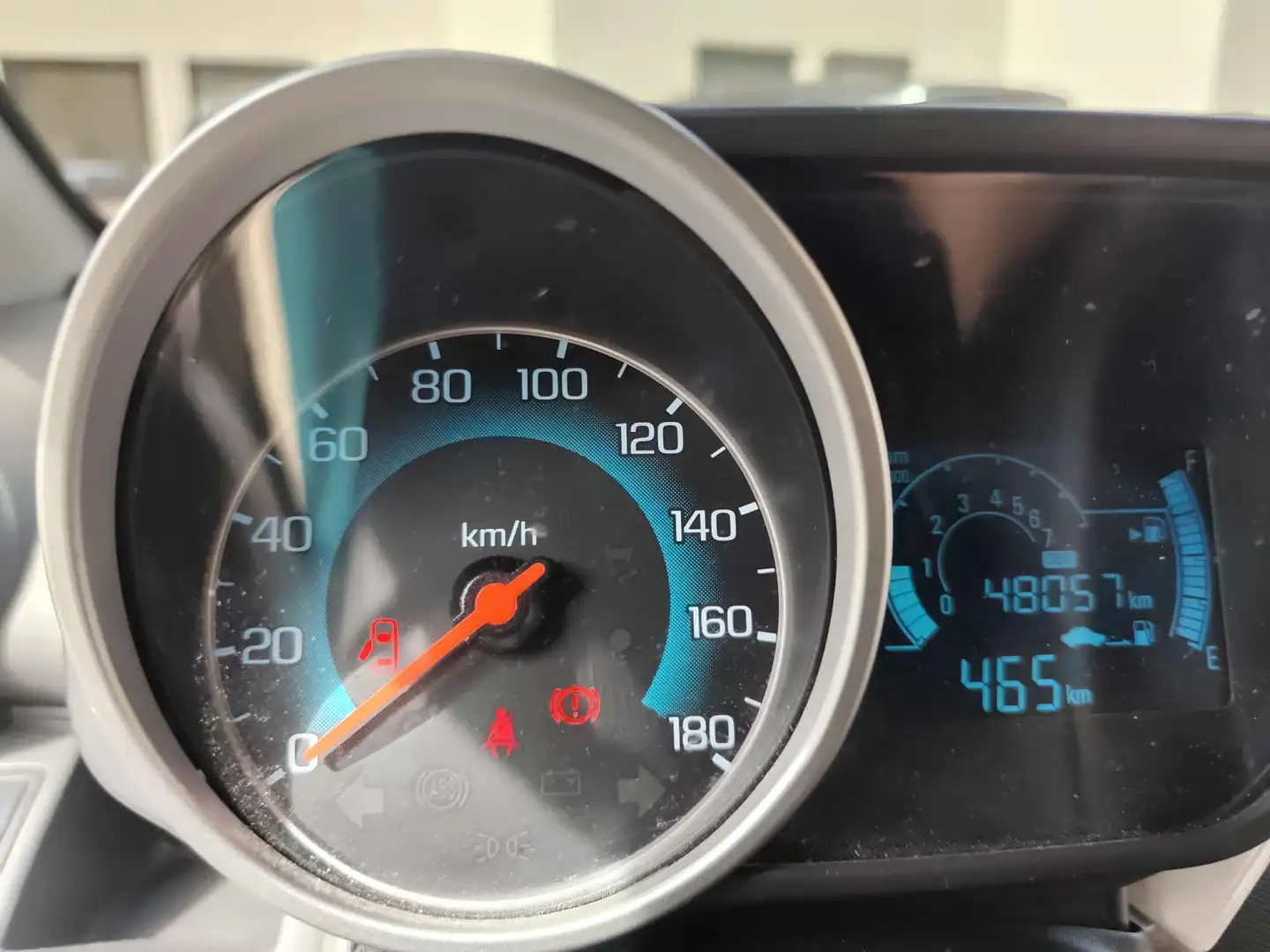 Chevrolet Spark Spark 1,0 LT LT Weiß - 1