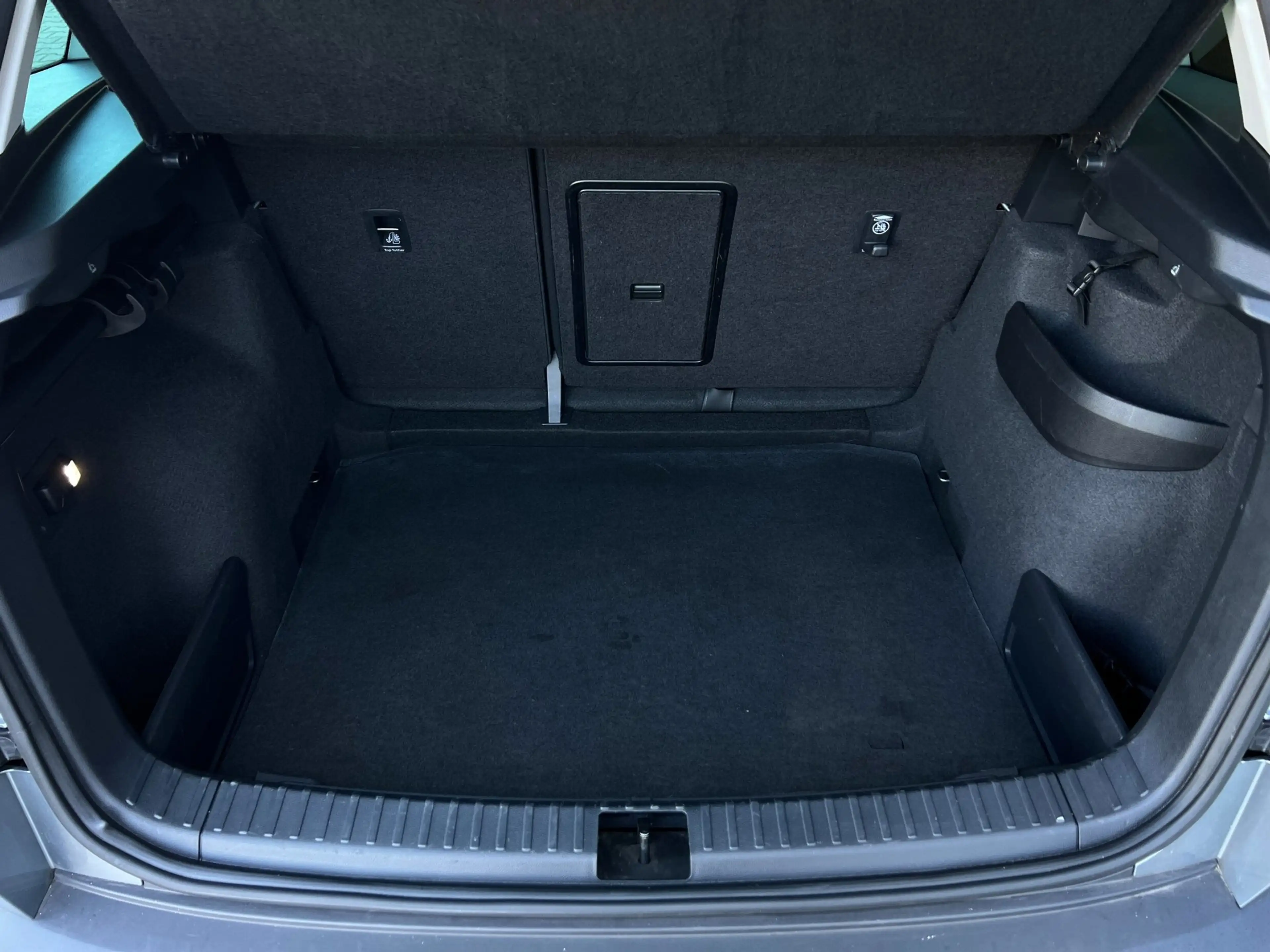 Skoda Karoq 1.0TSI|Panodak|Carplay|Camera|Trekhaak|LED|Sfeer — photo 9