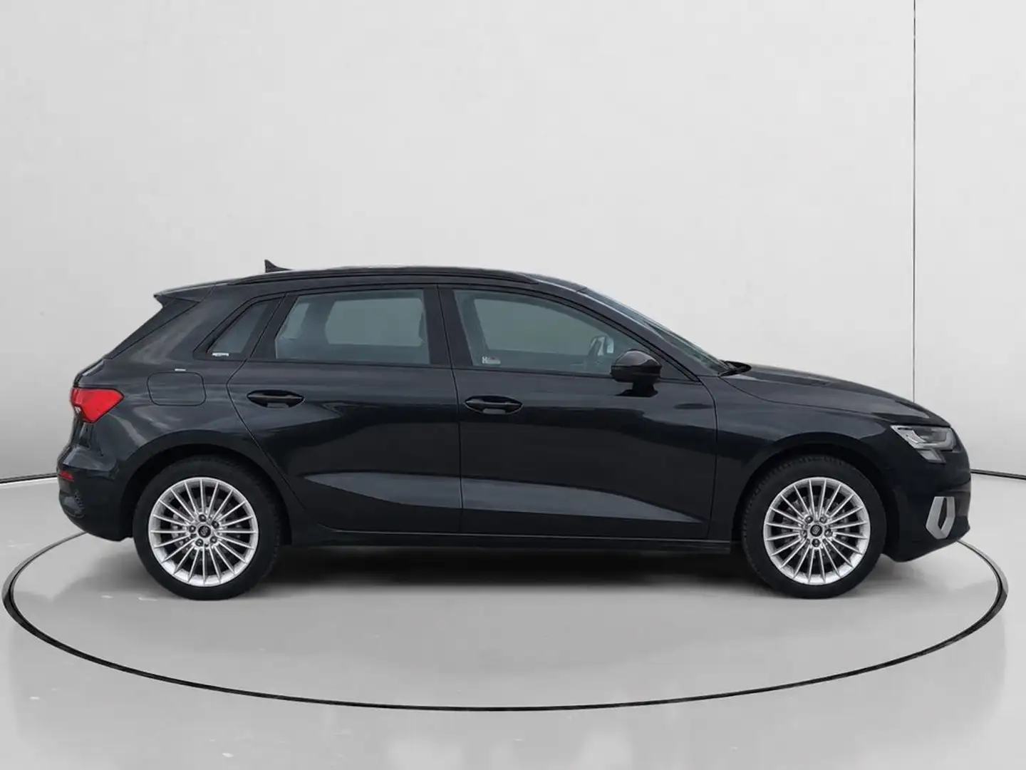 Audi A3 Sportback 30 TFSI Advanced S tronic Gris - 2