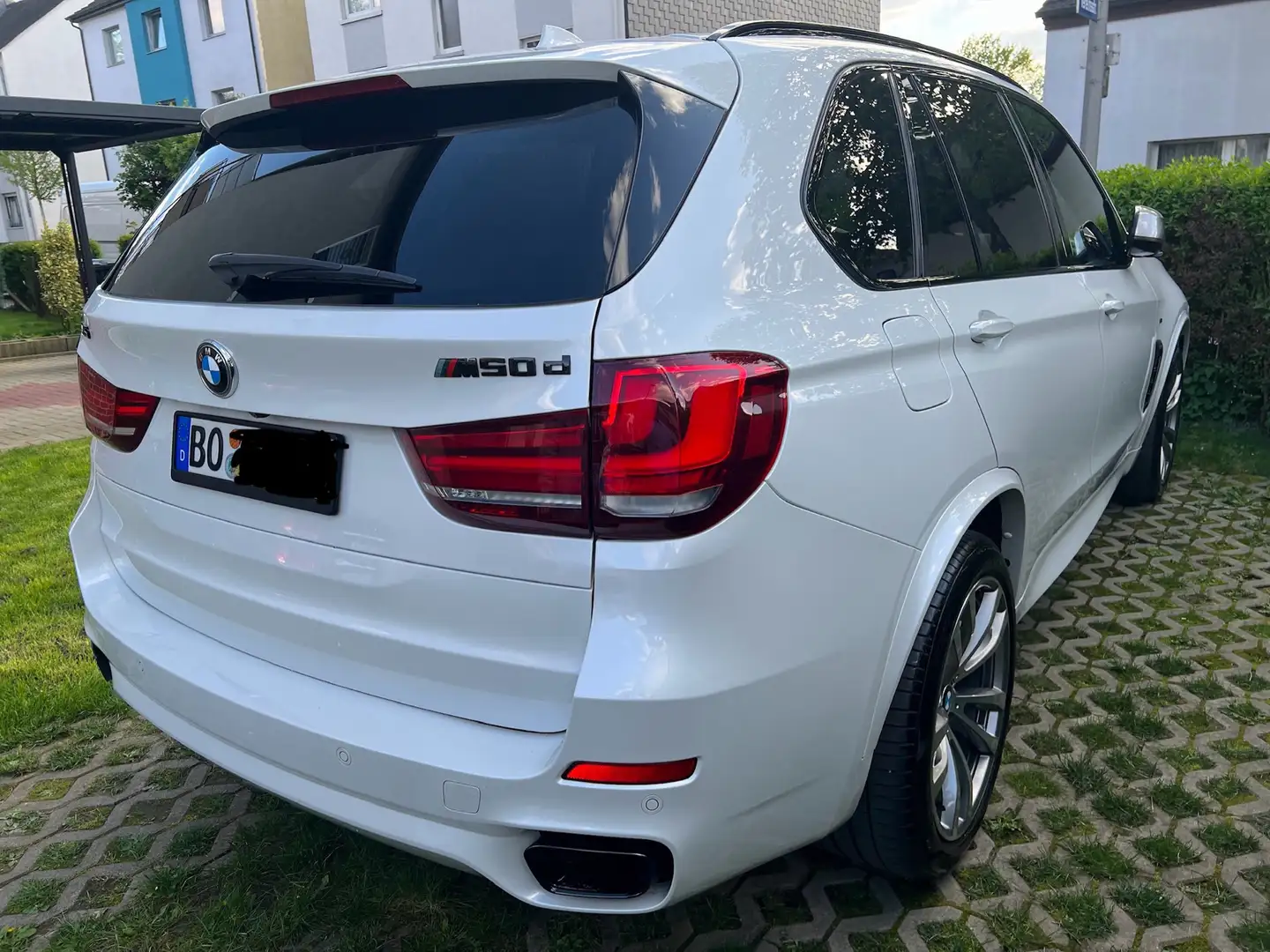 BMW X5 M M50d Sport-Aut. Fehér - 2