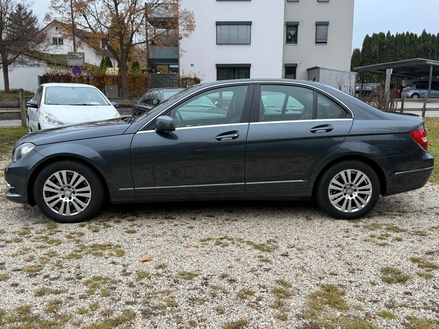 Mercedes-Benz C 200 AUT SZH NAVI KLIMA SCHECKHEFT Grijs - 2