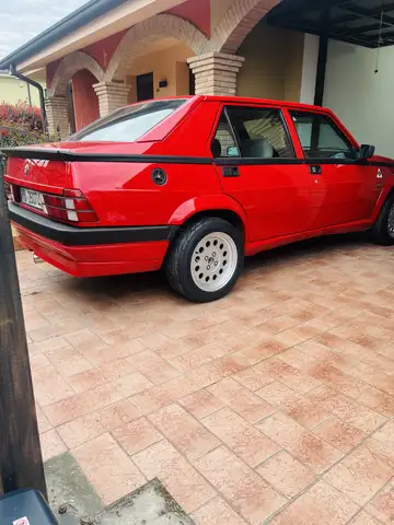 Alfa Romeo 75
