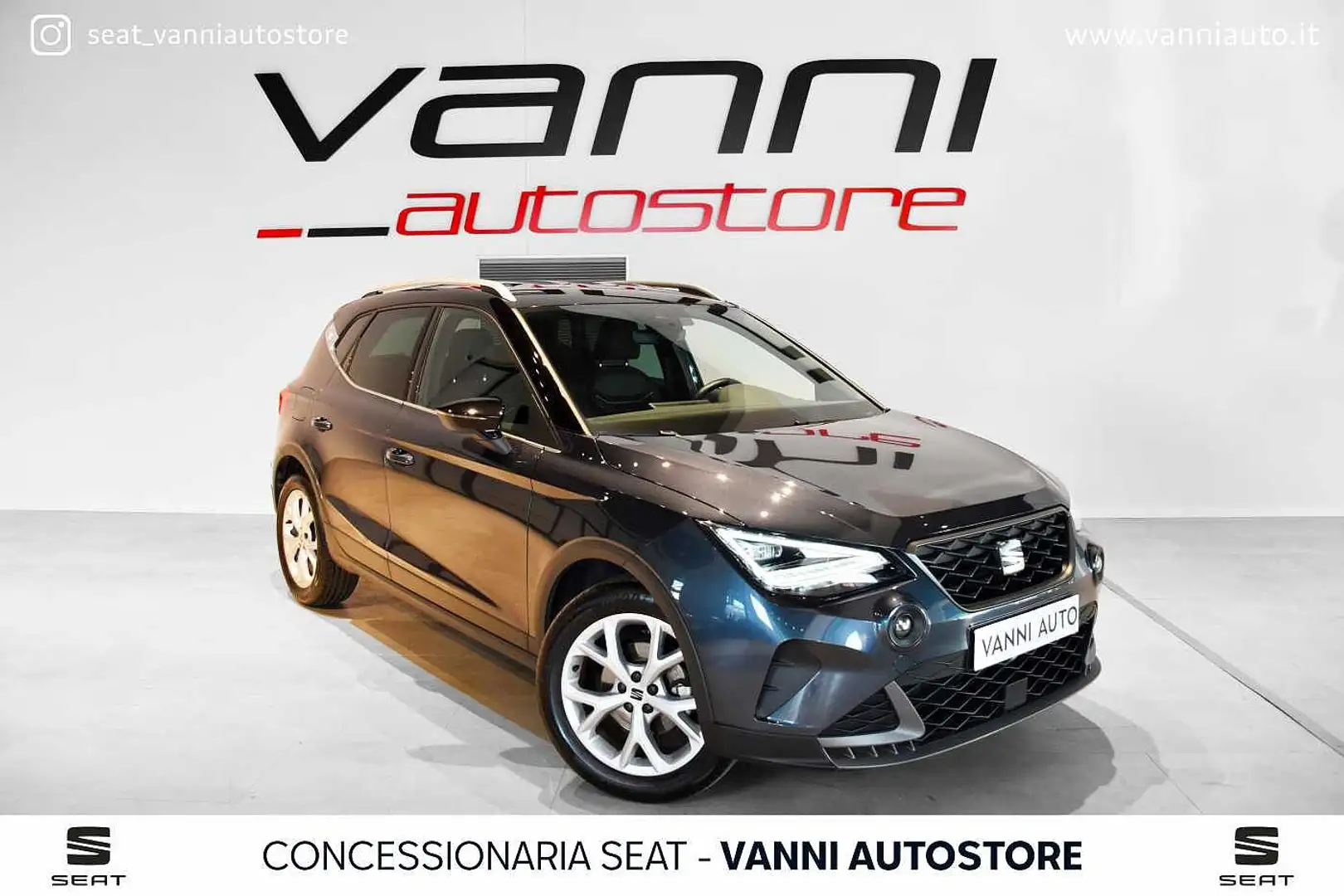SEAT Arona 1.0 EcoTSI FR Grijs - 1