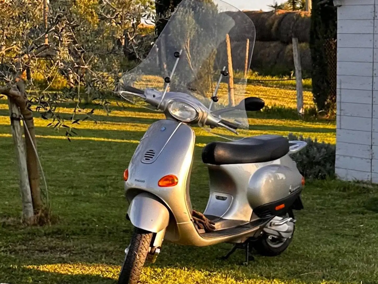 Piaggio ET 4 50 elettronica Silber - 2