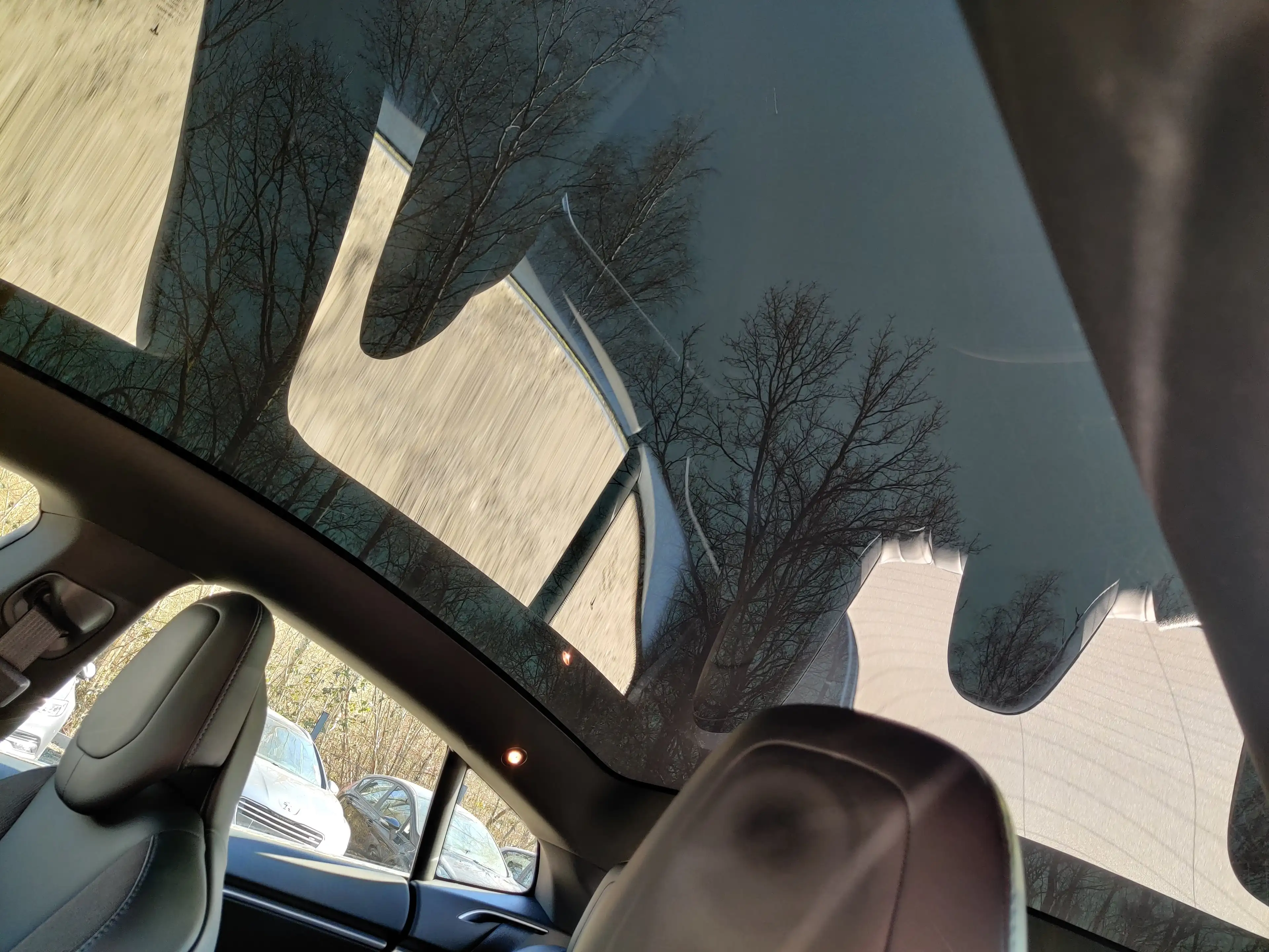Tesla Model S 75 kWh Dual Motor — photo 12