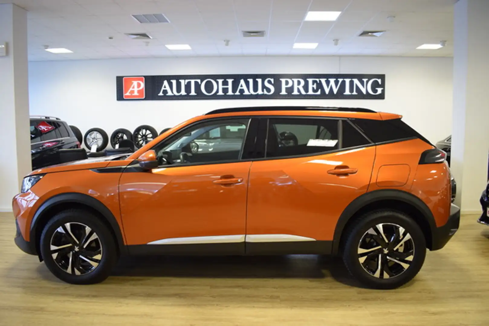 Peugeot 2008 Allure Pack ACC/NAVI/GRIP CONTROL/3D-TACHO - 2