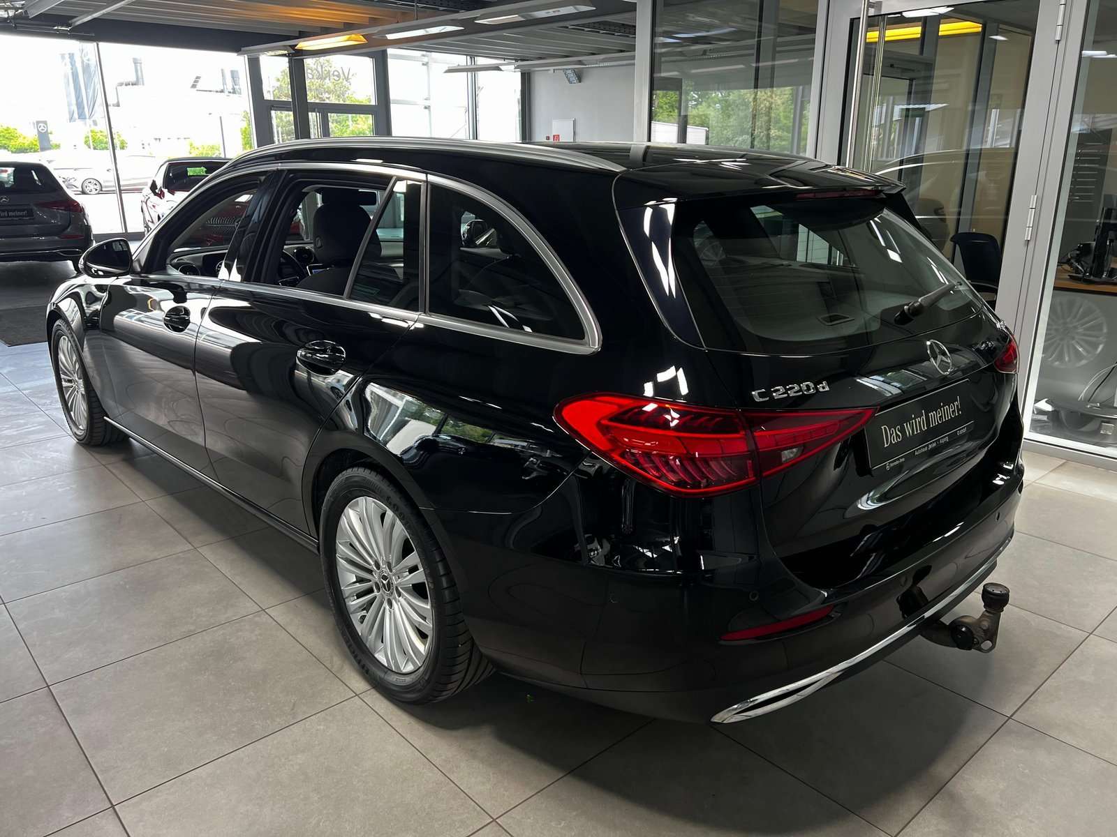 Mercedes-Benz C 220