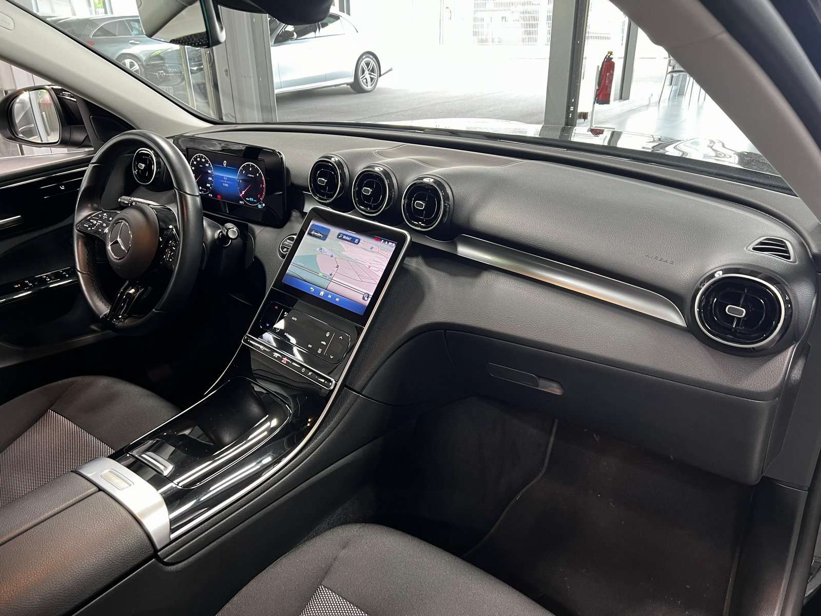 Mercedes-Benz C 220