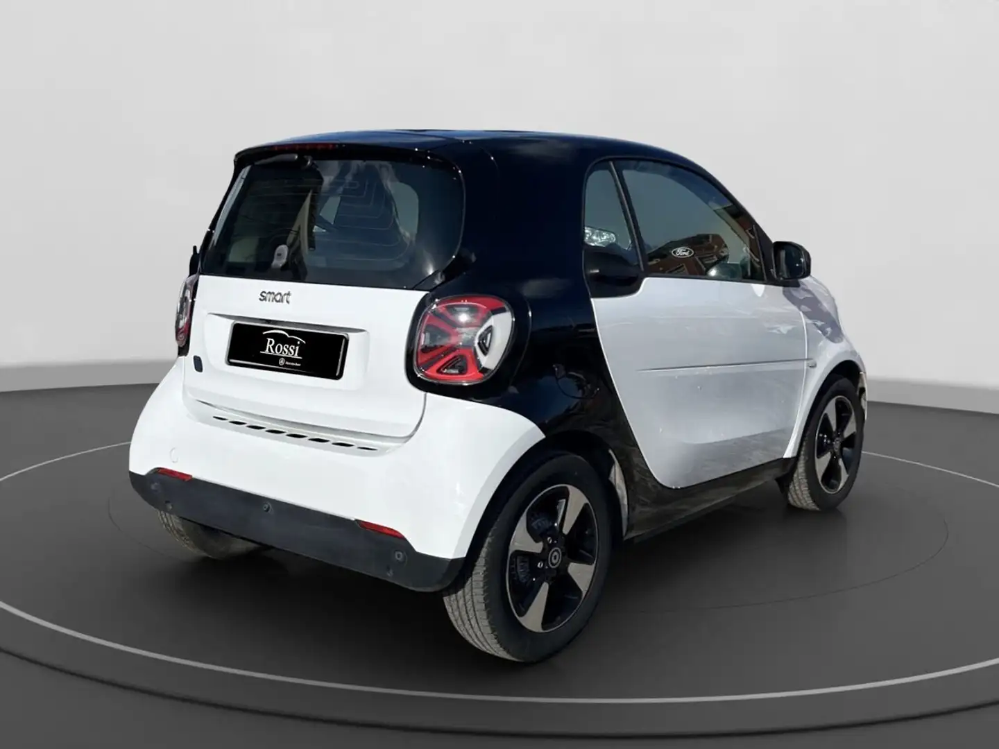 smart forTwo eq Pulse 4,6kW Bianco - 2