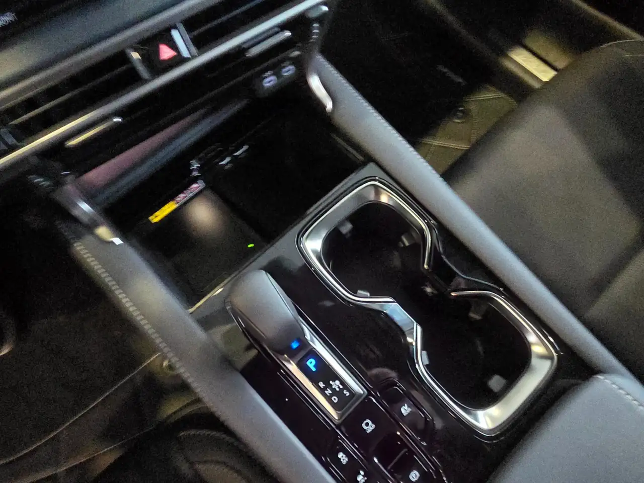 Lexus RX 350 H F Sport Design 4x4 Panorama-Glasdach 13