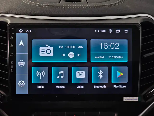 Jeep Cherokee view 15