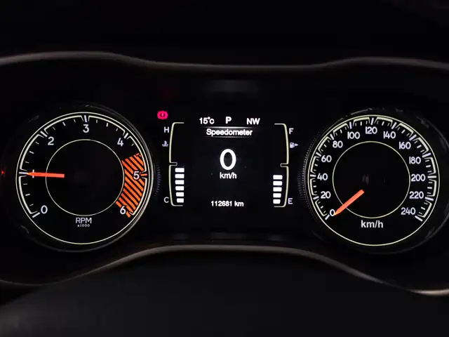 Jeep Cherokee view 12