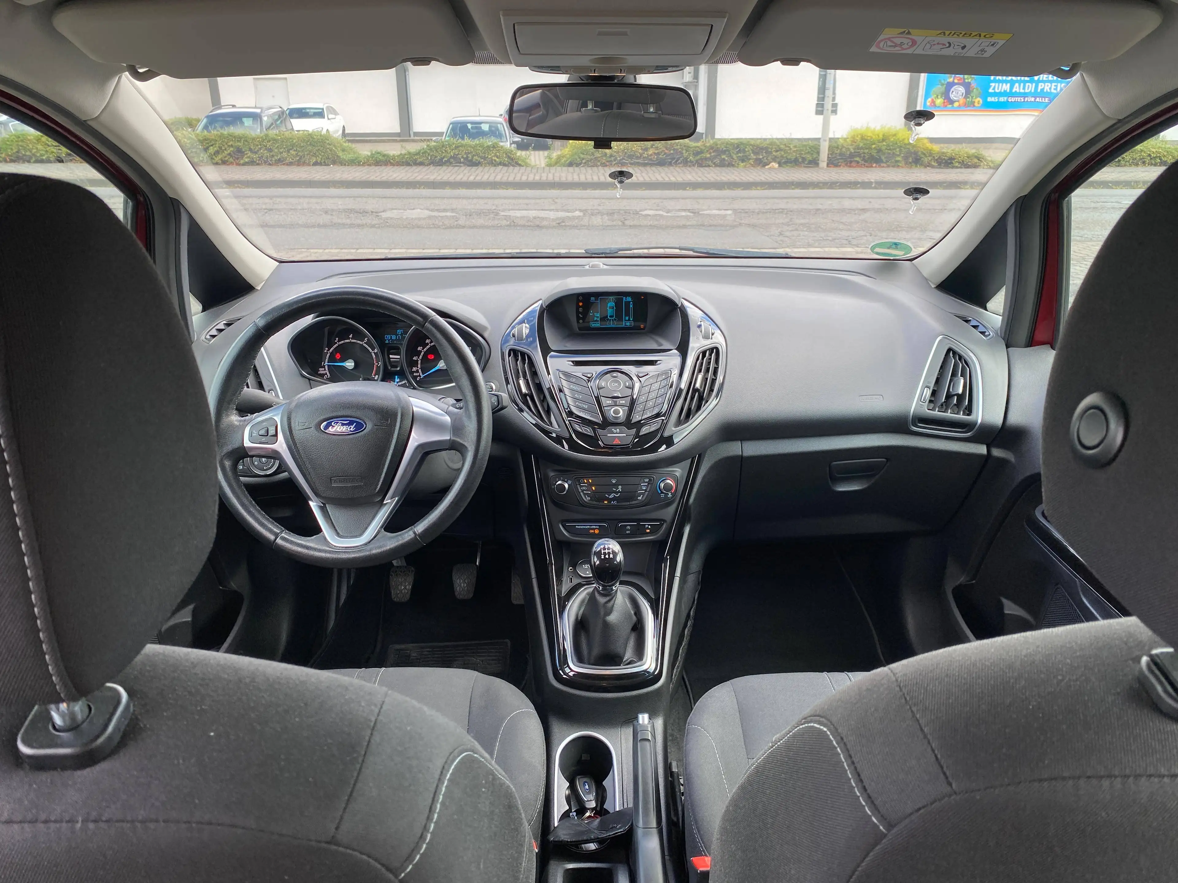 Ford B-Max Titanium — photo 8