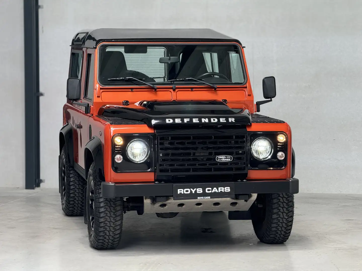 Land Rover Defender 90 DPF Station Wagon Adventure - 2
